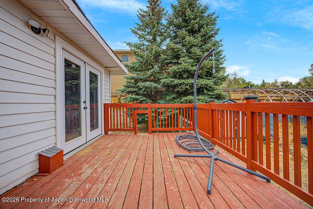 845 Bridger Circle Property Photo 24