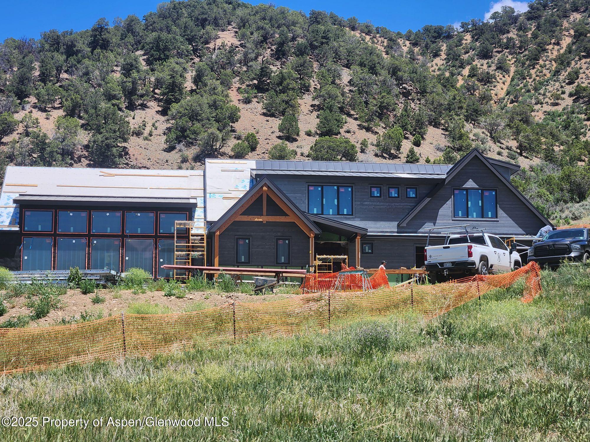 902/904 Sopris Creek Road Property Photo 5