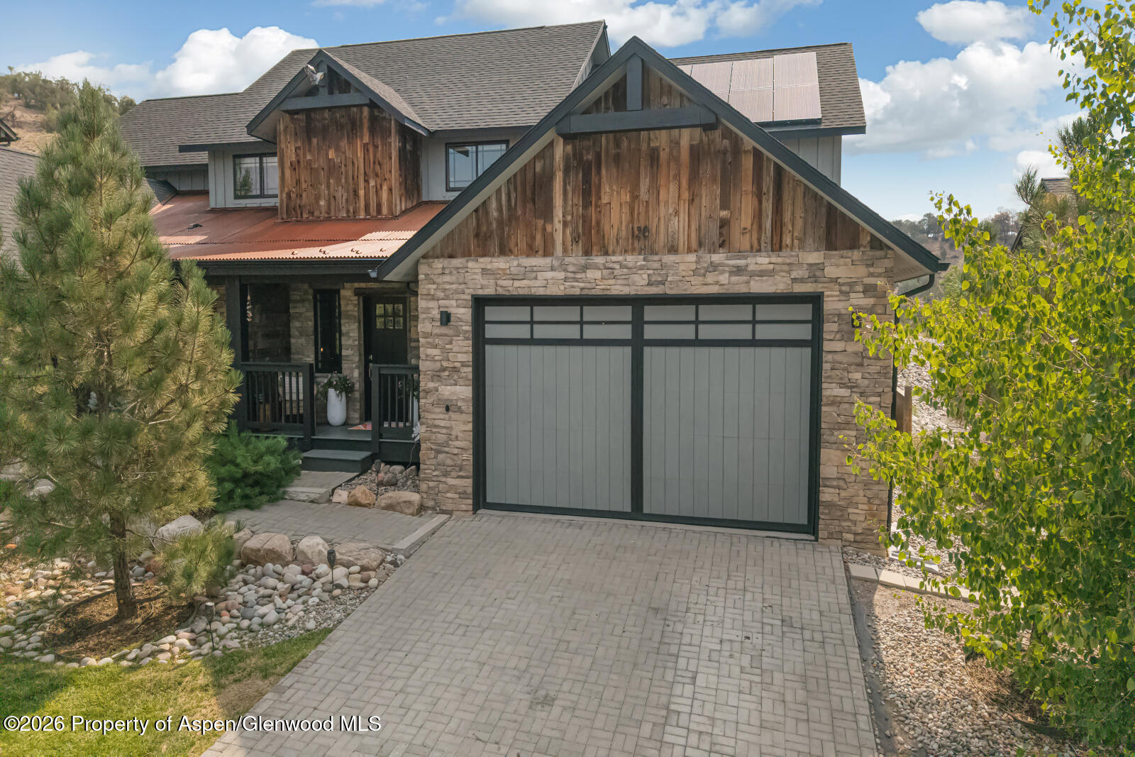 120 Deer Valley Drive Property Photo 1