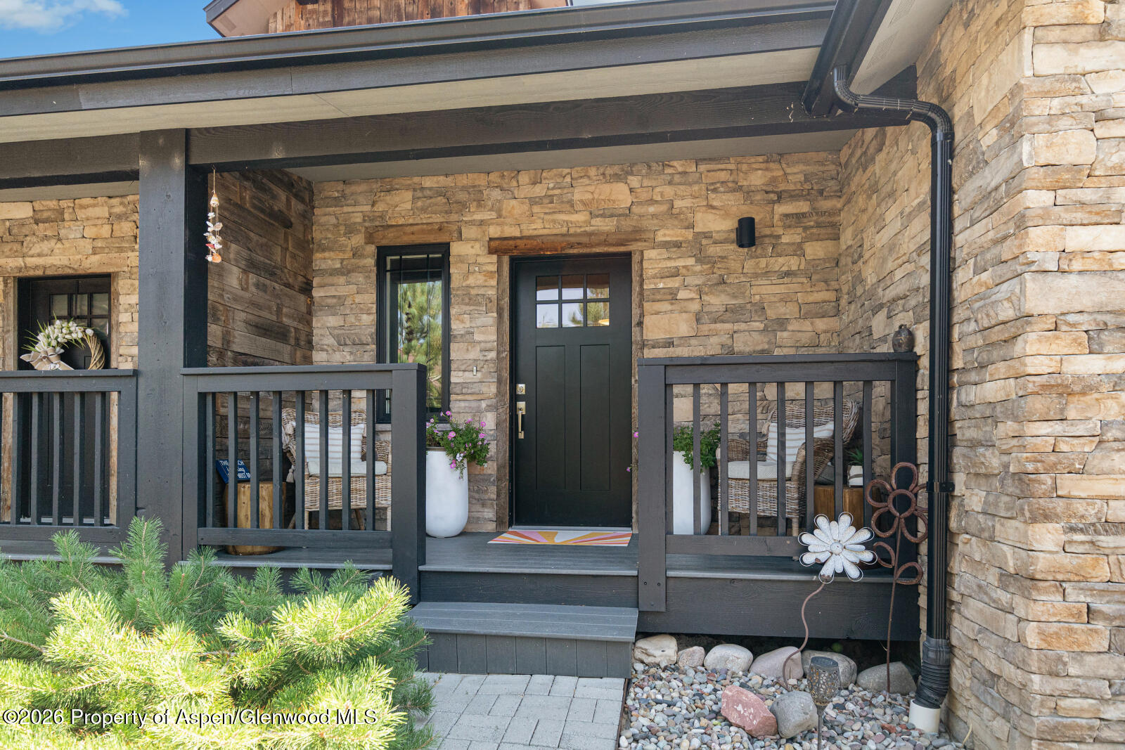 120 Deer Valley Drive Property Photo 3