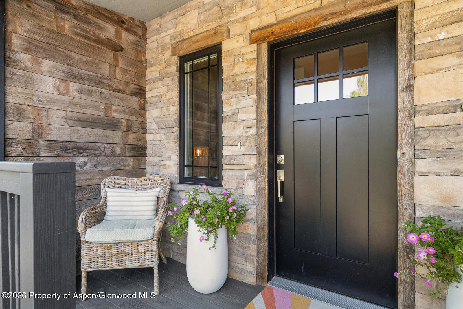 120 Deer Valley Drive Property Photo 4