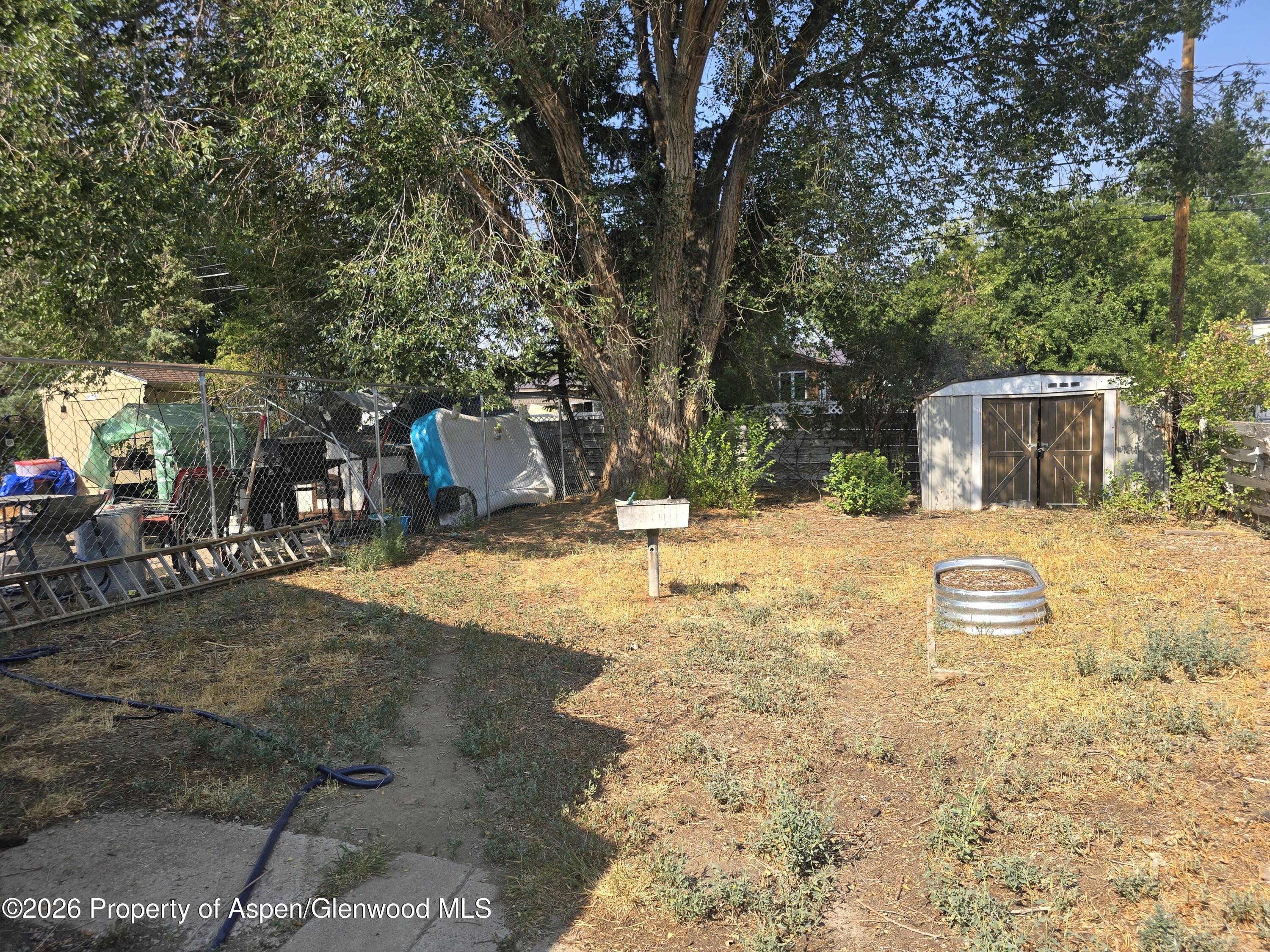333 E 7th Street Property Photo 22