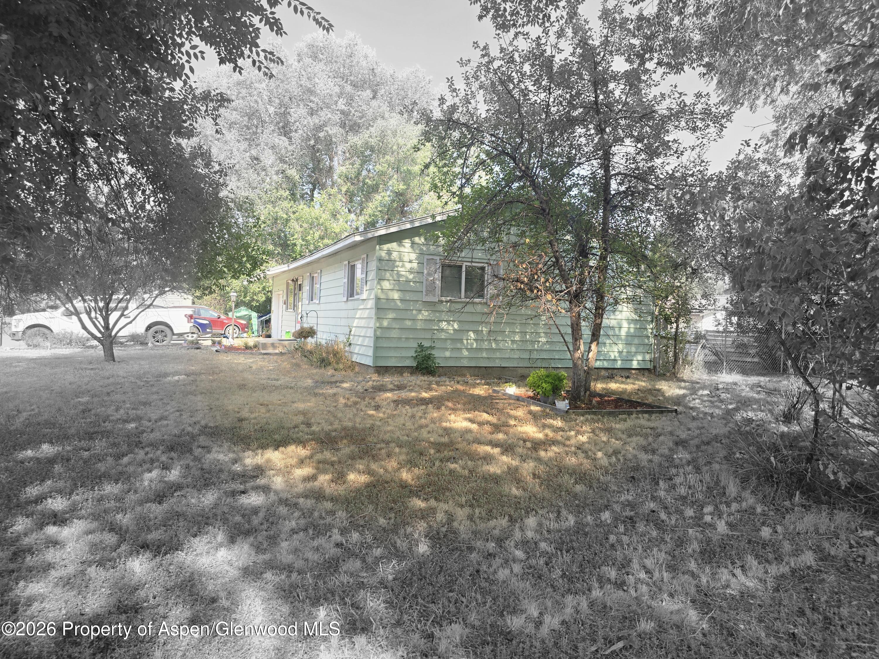 333 E 7th Street Property Photo 25