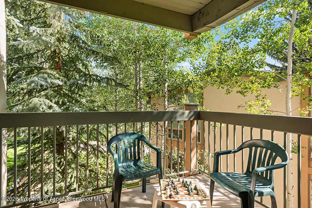 855 Carriage Way Summit 201 Property Photo 15