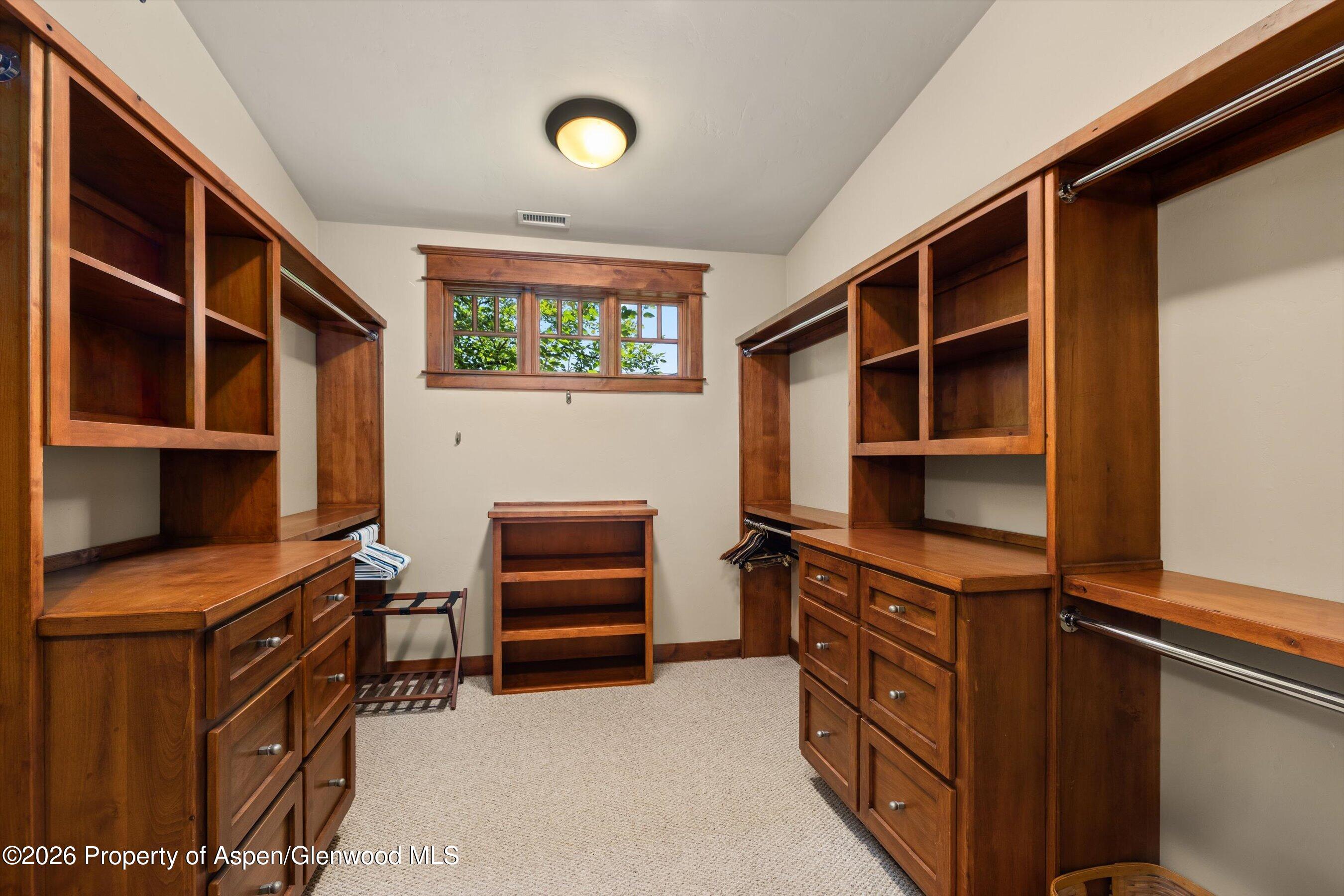 521 Larkspur Drive Property Photo 13