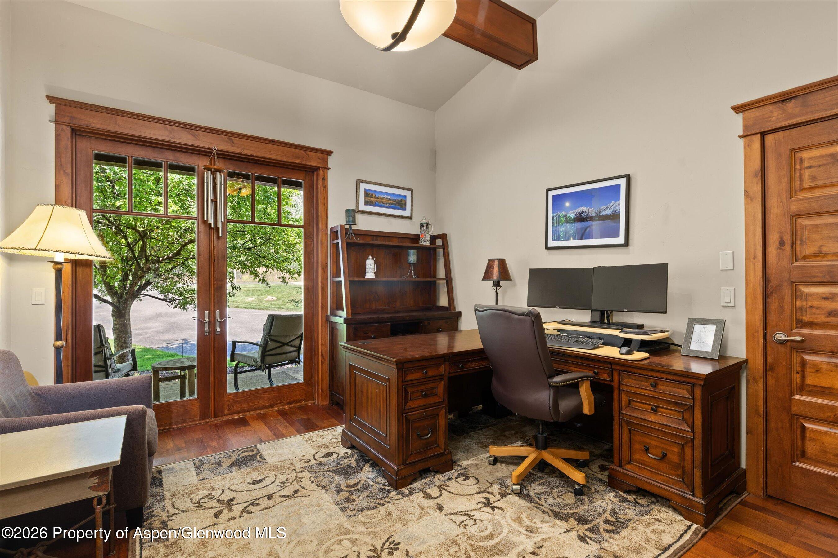 521 Larkspur Drive Property Photo 14