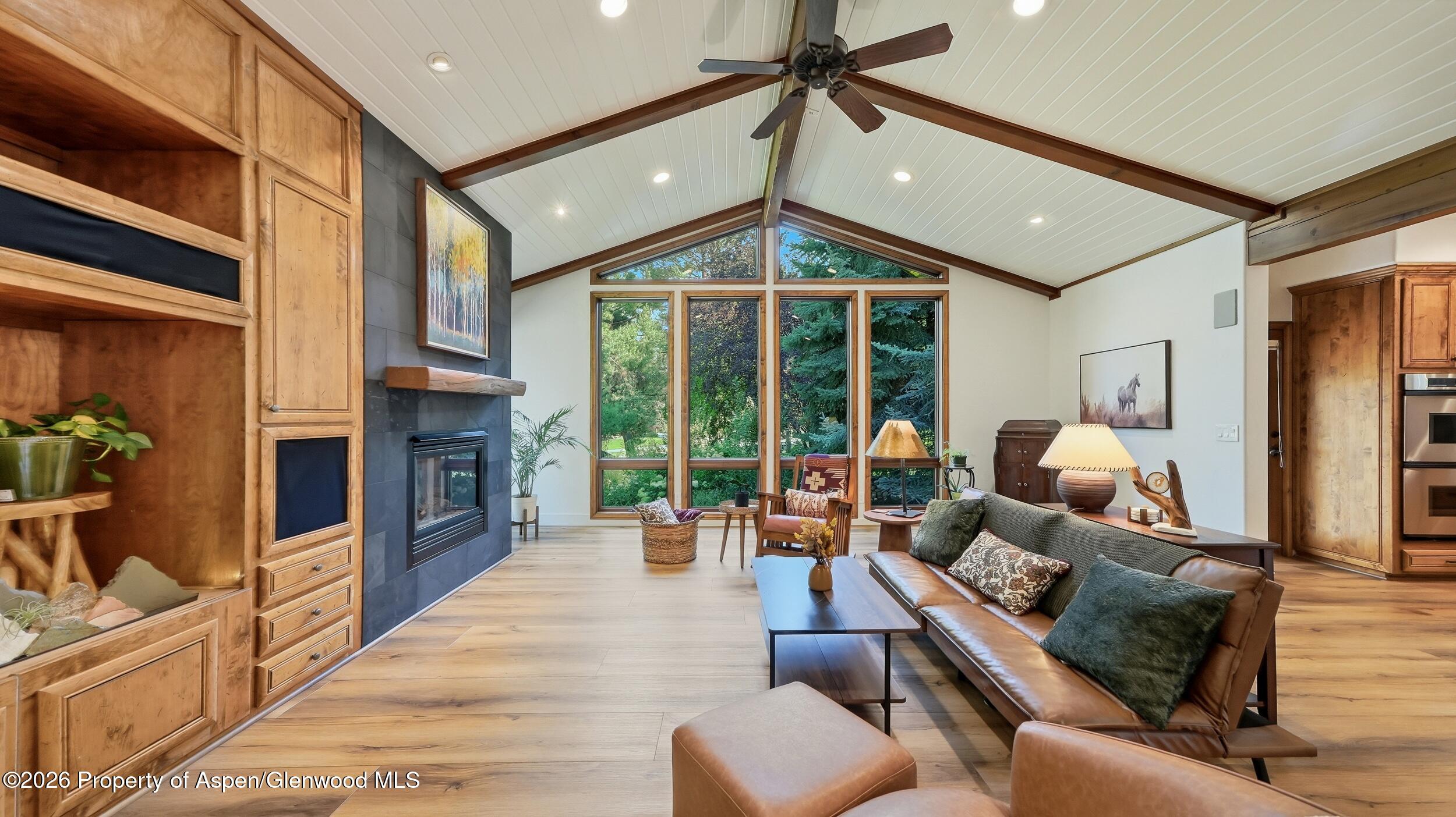 4132 Crystal Bridge Drive Property Photo 12