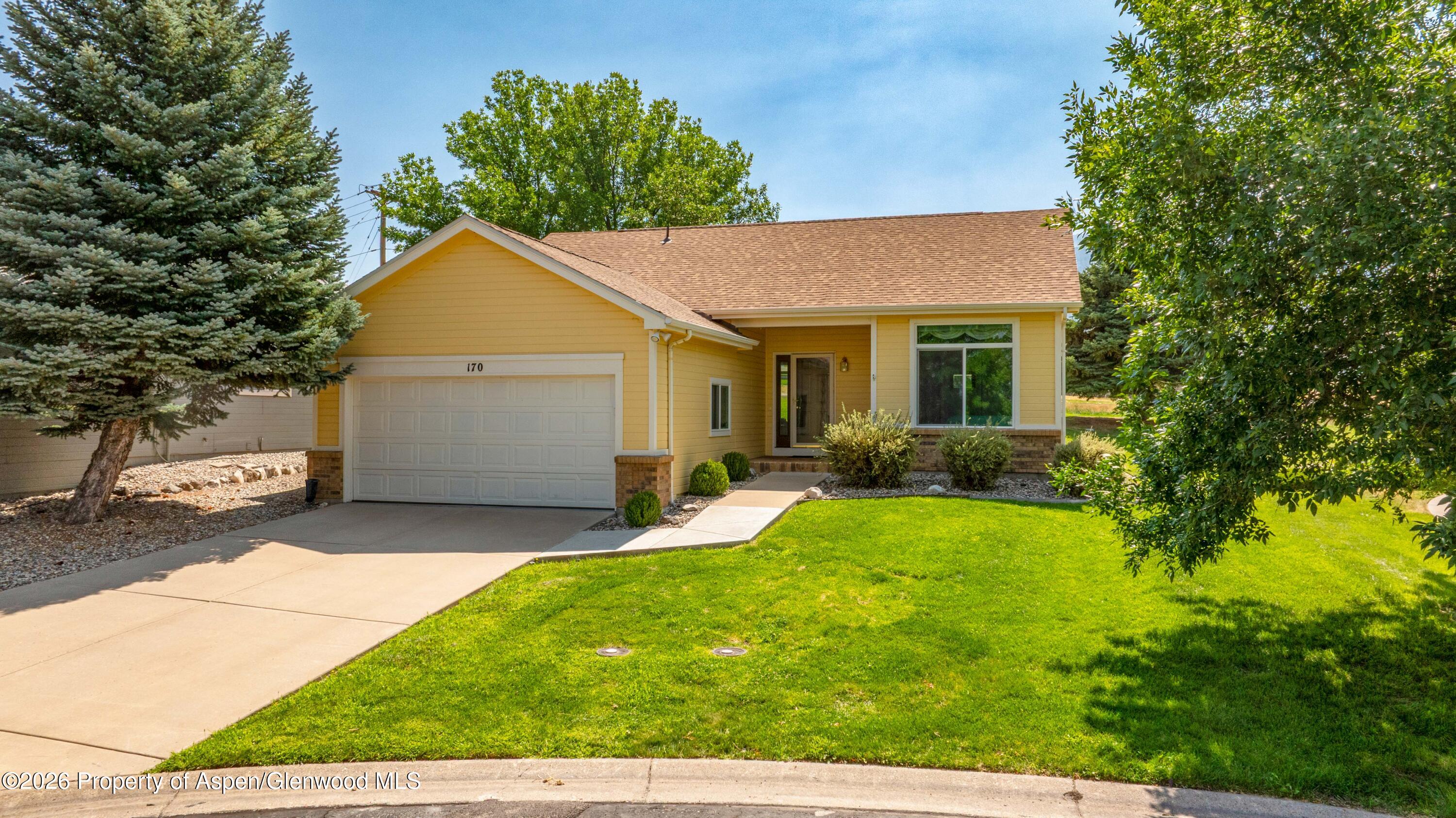 170 Limberpine Circle Property Photo 1