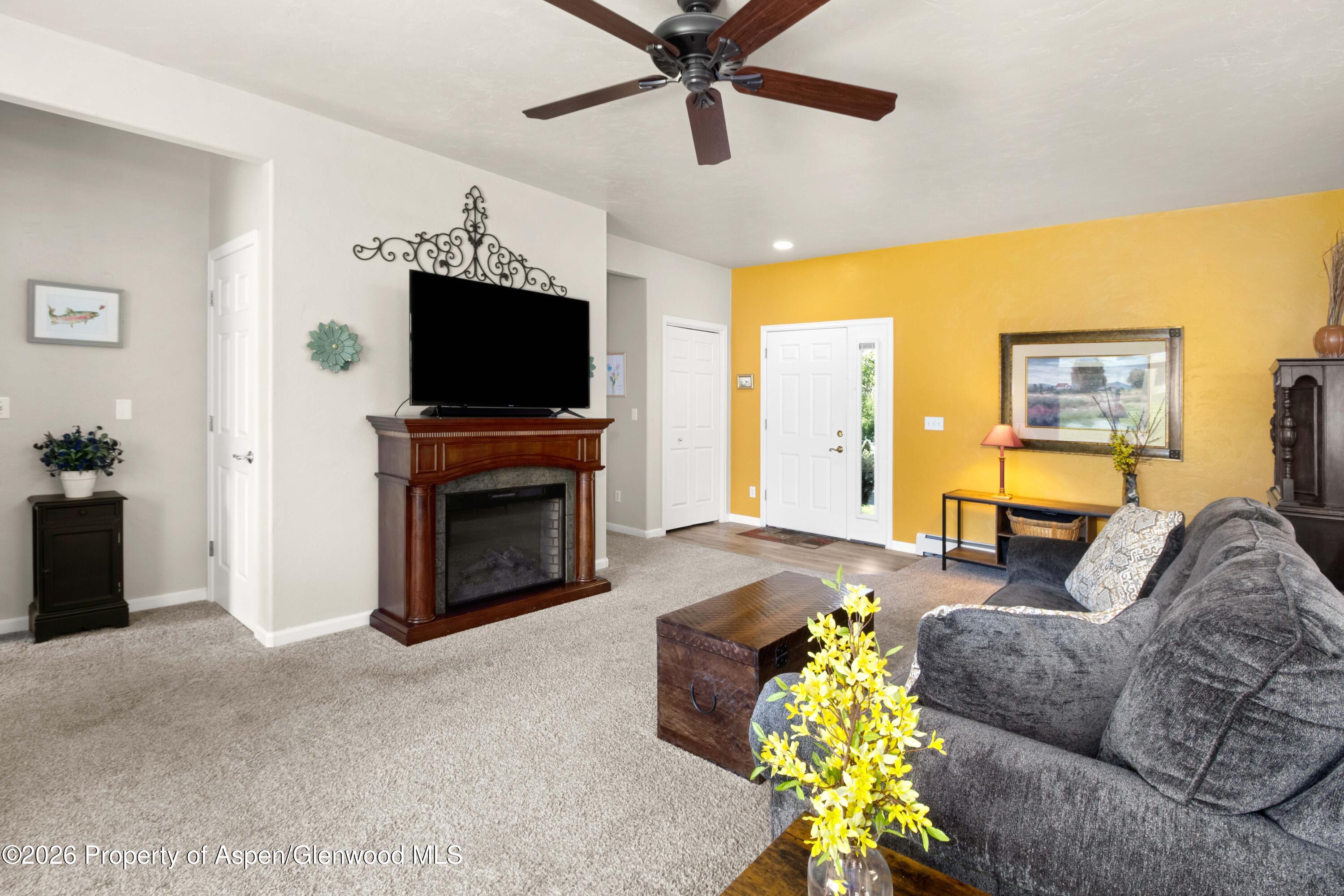 170 Limberpine Circle Property Photo 6