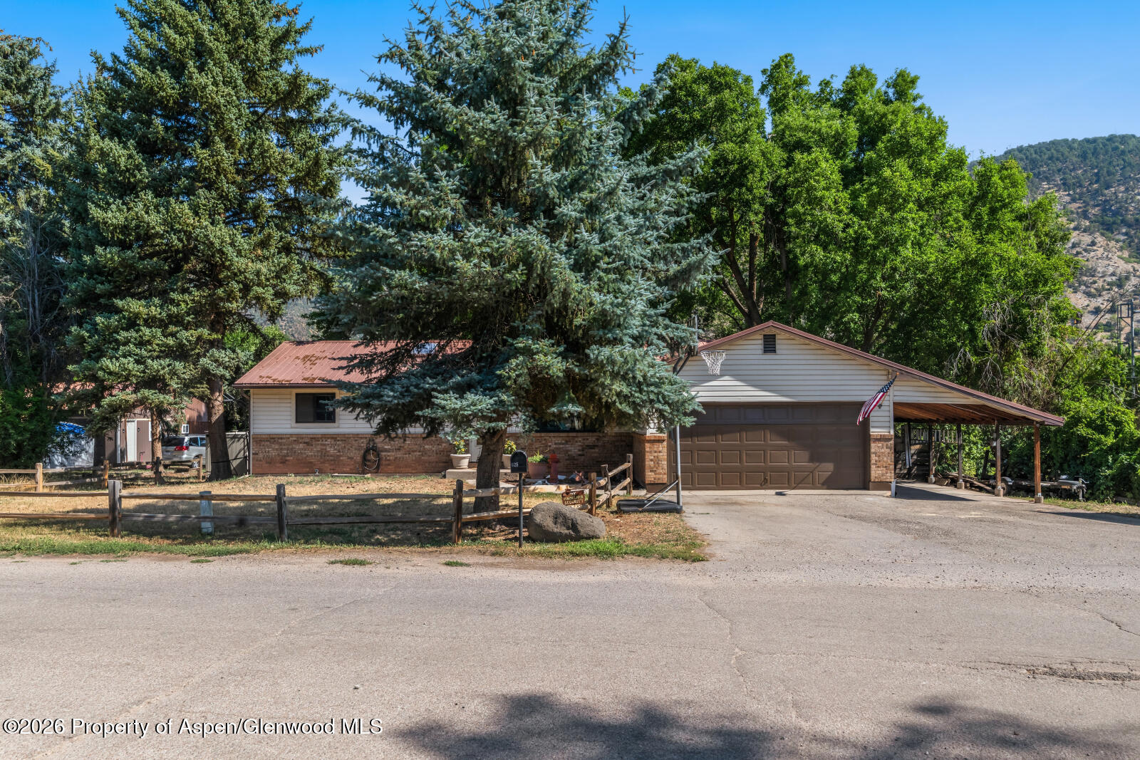 625 Overlin Drive Property Photo 1