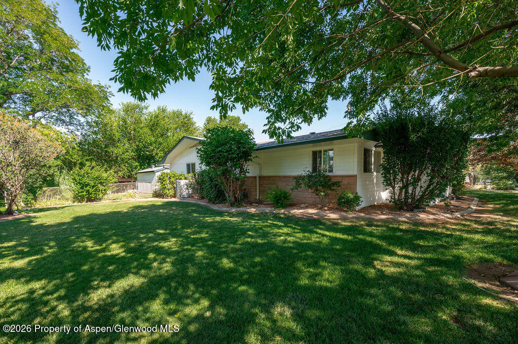 702 Galaxy Drive Property Photo 5