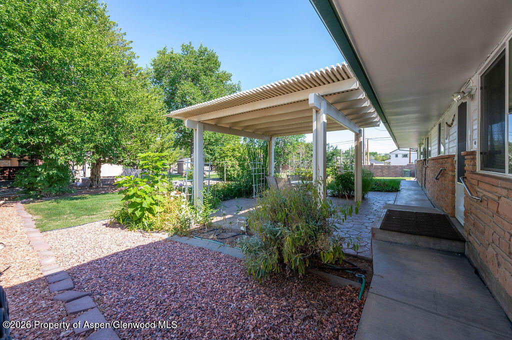 702 Galaxy Drive Property Photo 7
