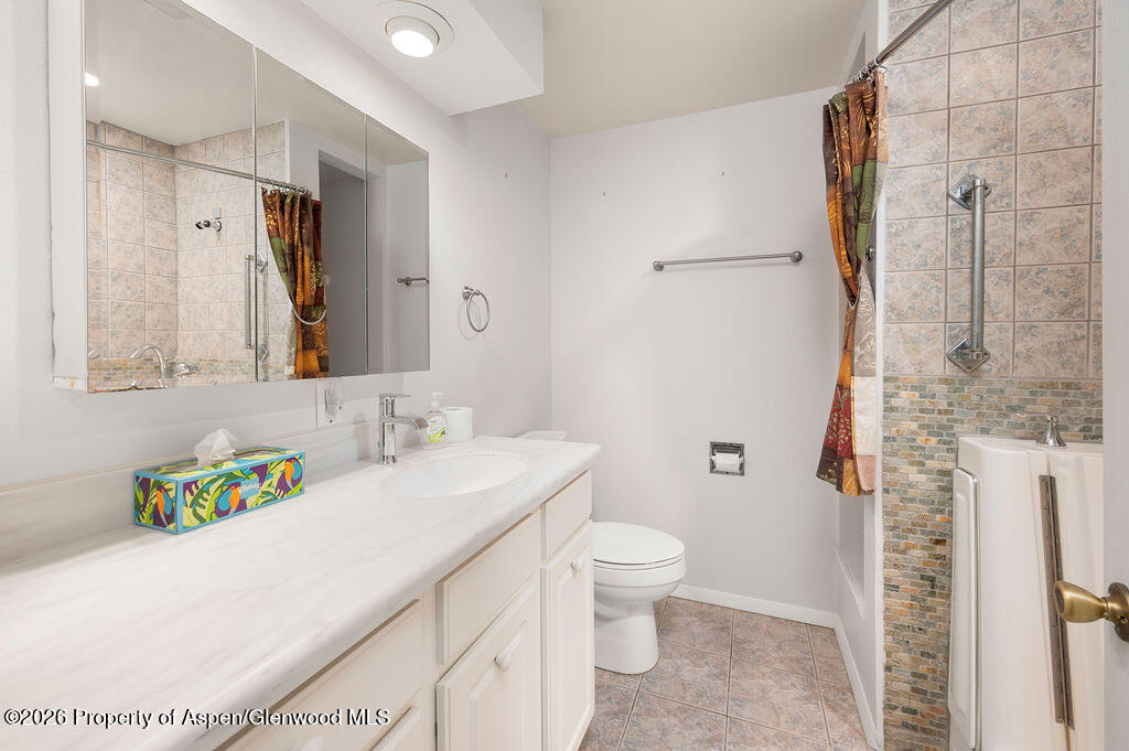 702 Galaxy Drive Property Photo 15