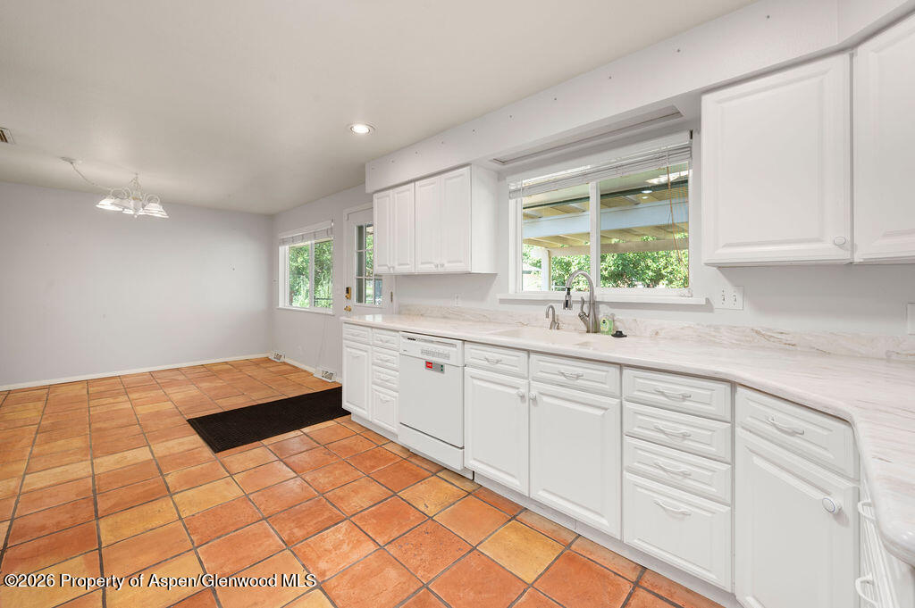 702 Galaxy Drive Property Photo 28