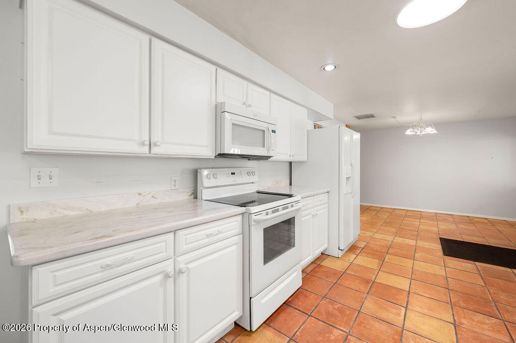 702 Galaxy Drive Property Photo 29