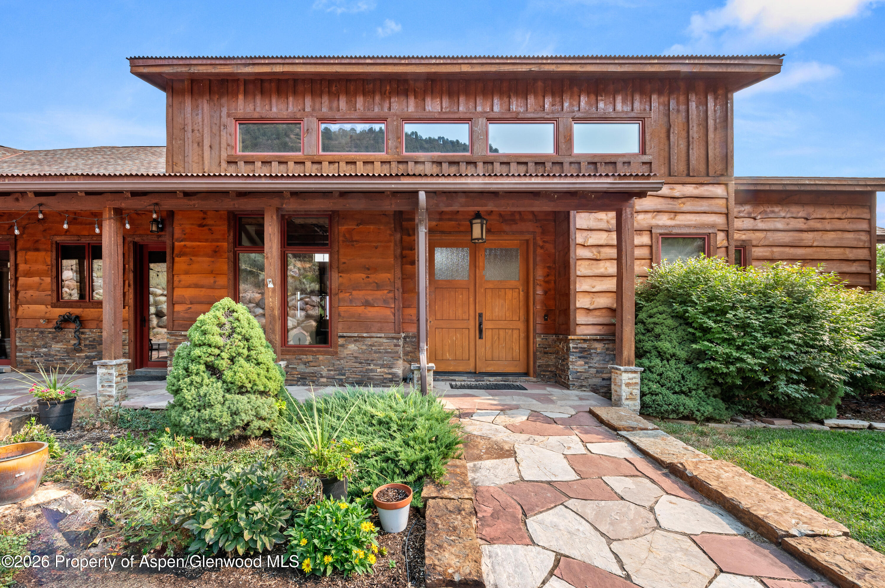 1204 Huebinger Drive Property Photo 1