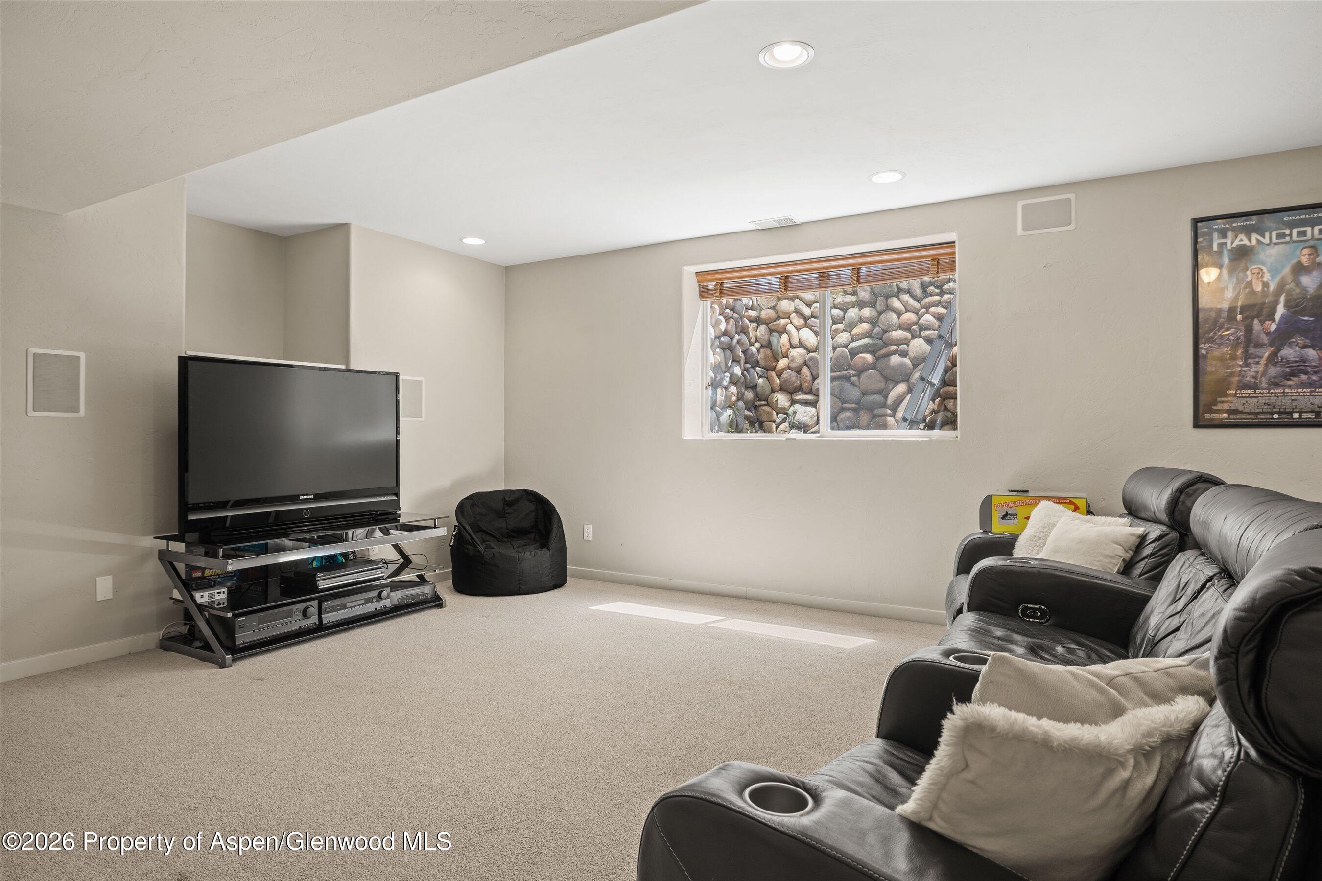 1026 Park West Drive Property Photo 28
