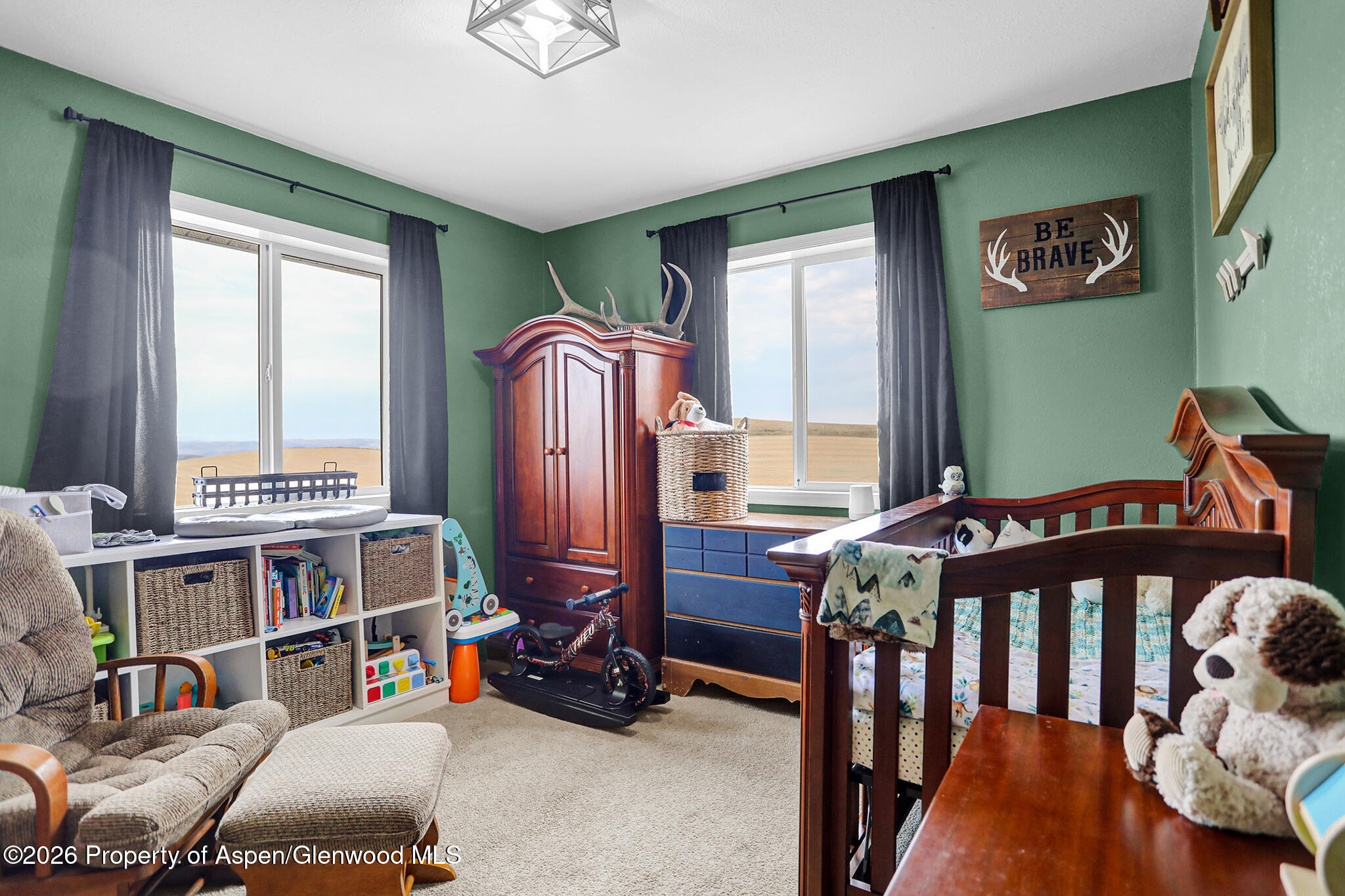 1470 Walter Way Property Photo 15