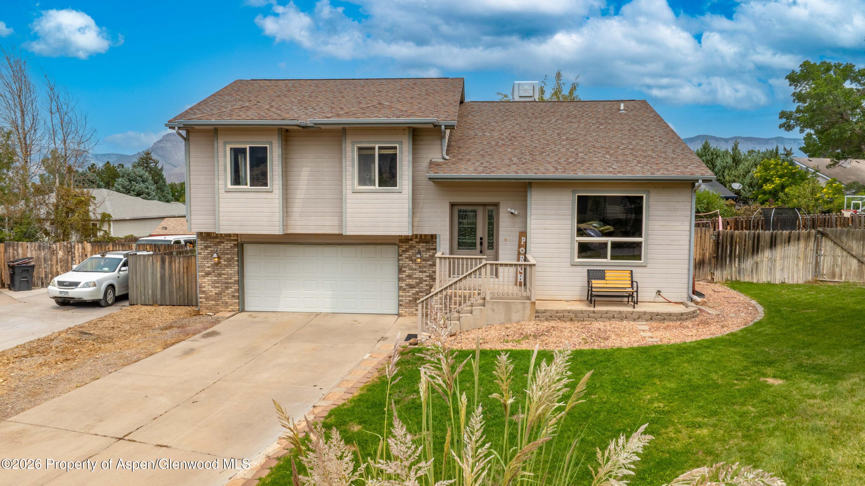 94 Bristlecone Court Property Photo 1