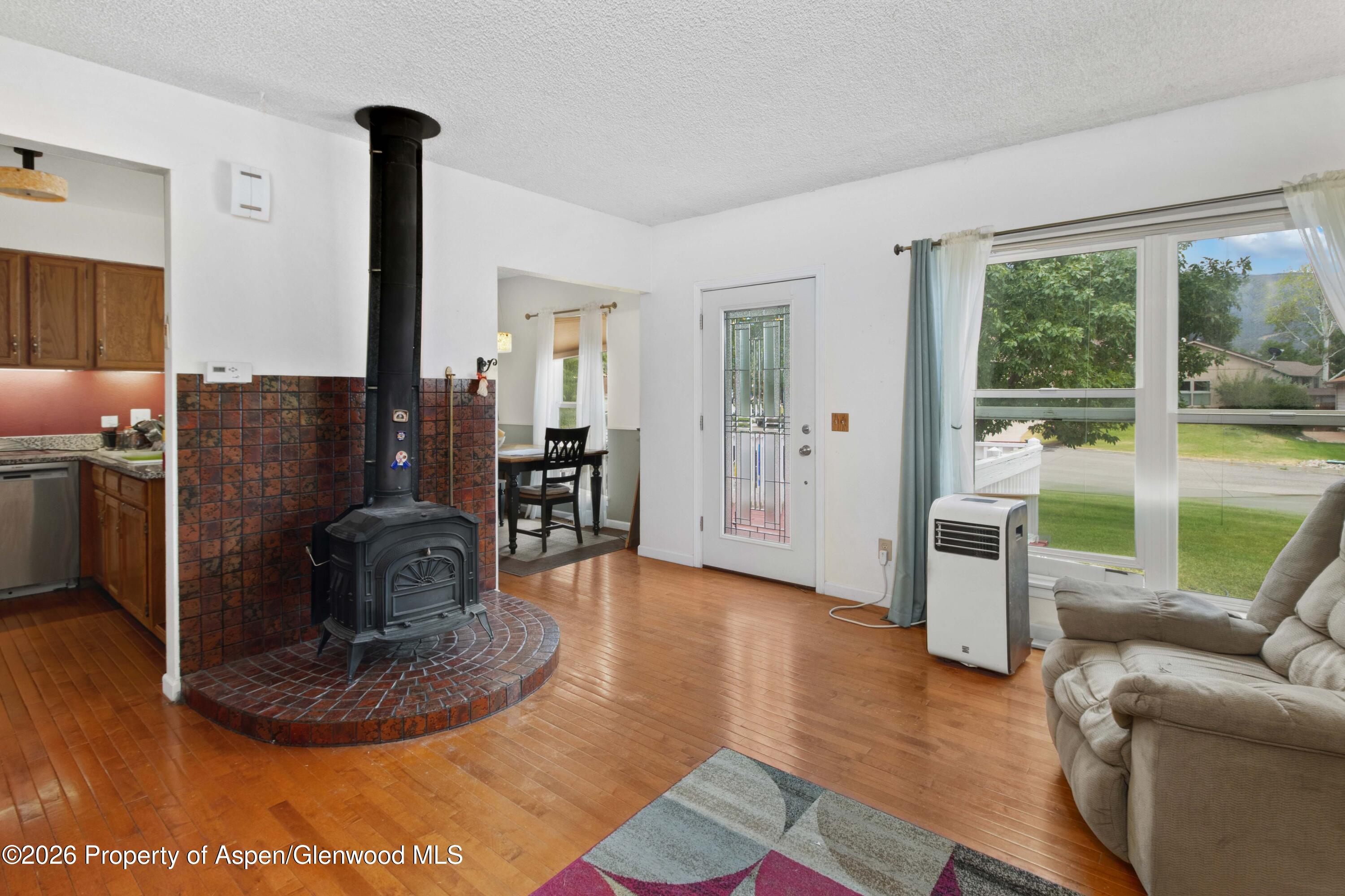 39 Aspen Way Property Photo 3