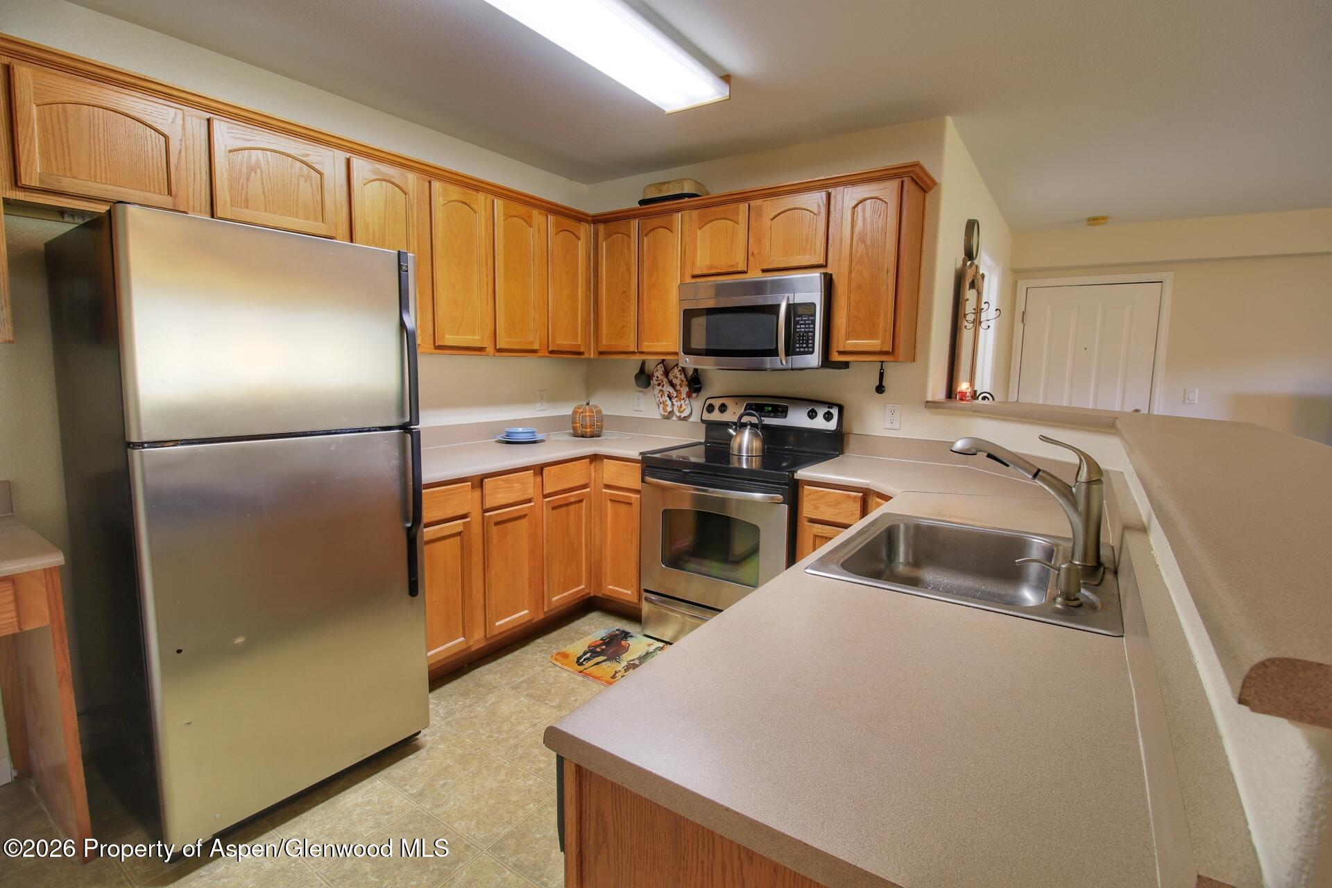 367 River View Drive 1701 Property Photo 5