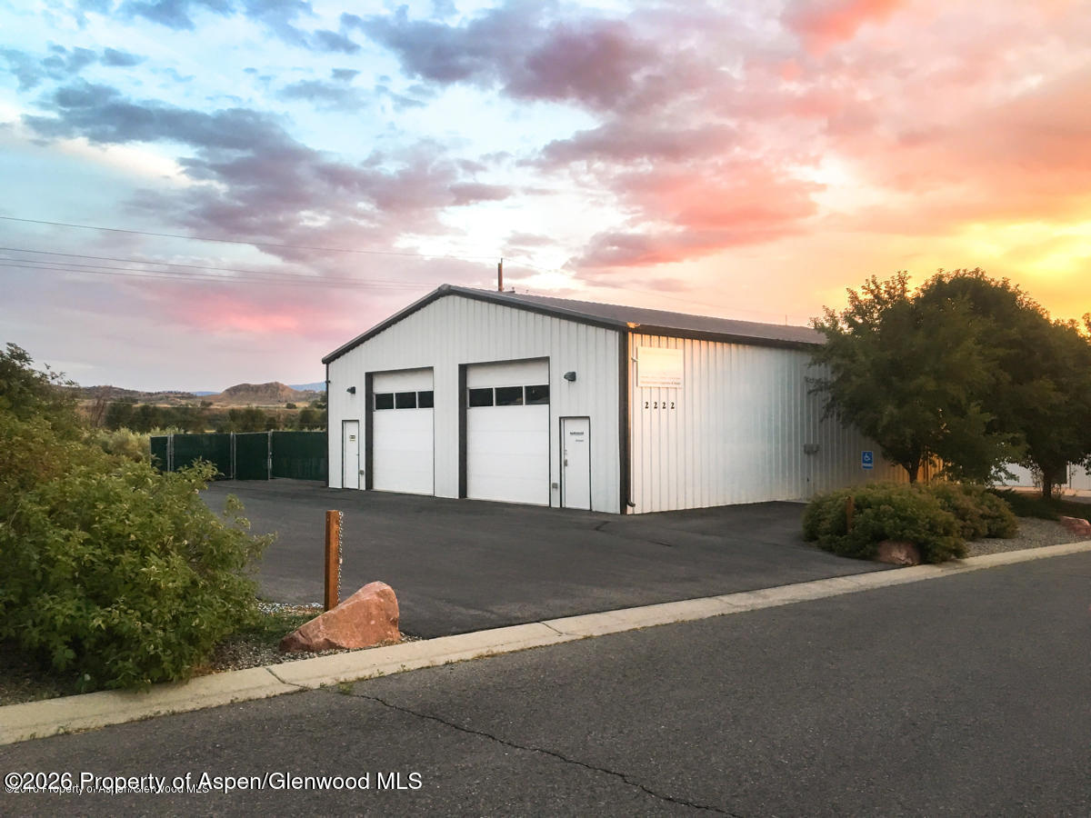 2222 Mustang Property Photo 2