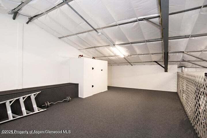 2222 Mustang Property Photo 7