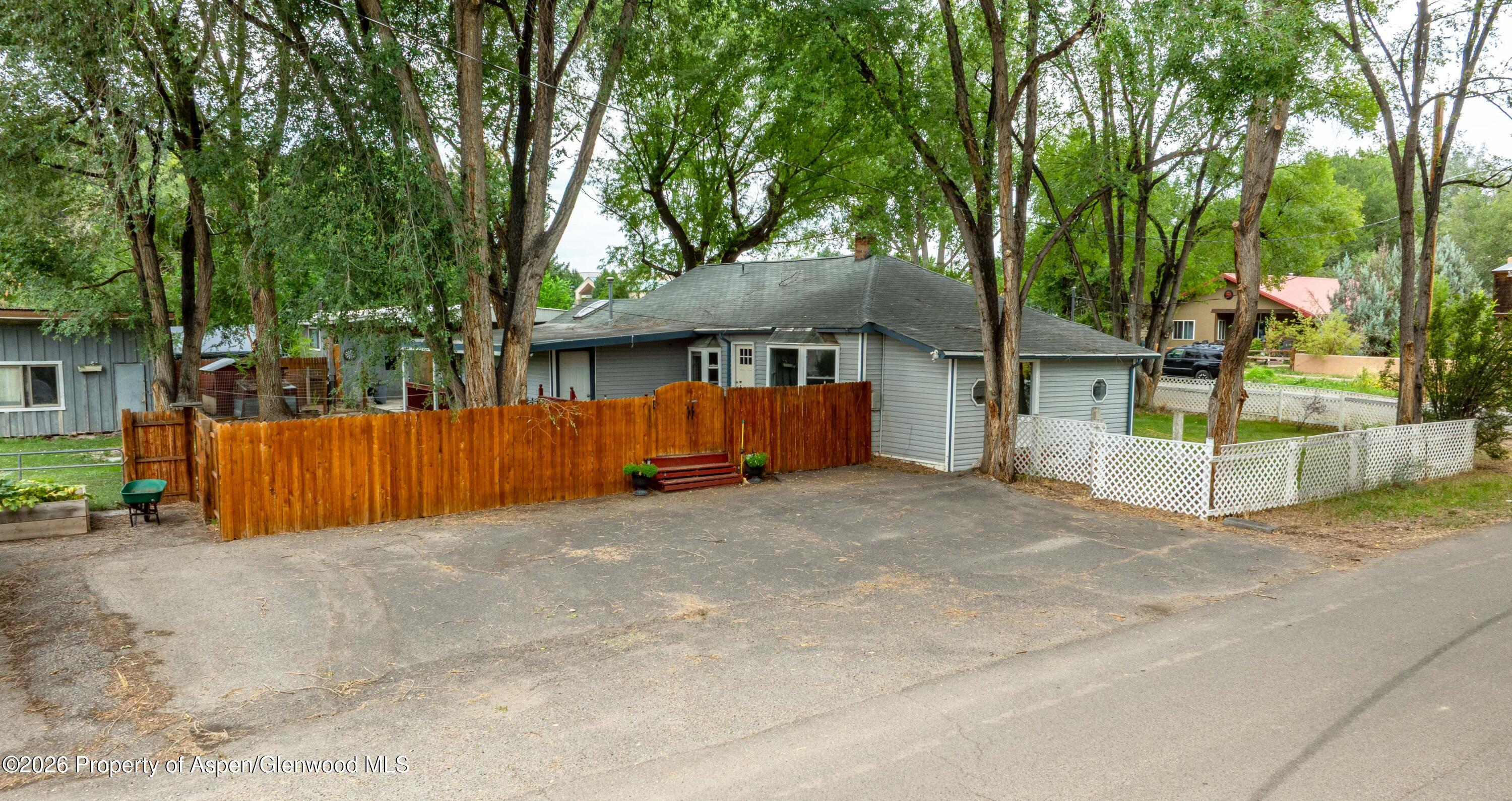 241 N 4th Street Property Photo 20
