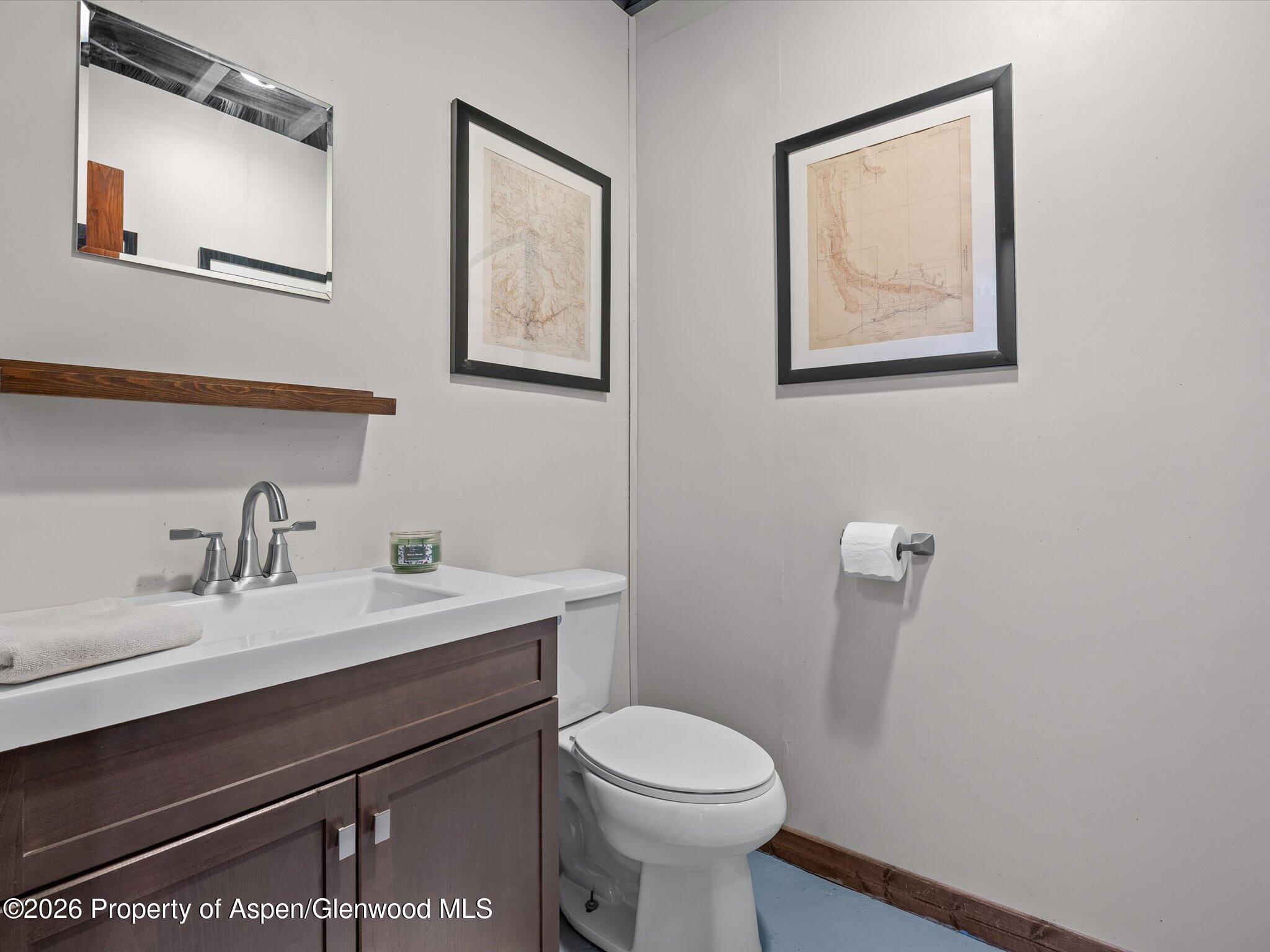 980 E 19th Street Property Photo 21