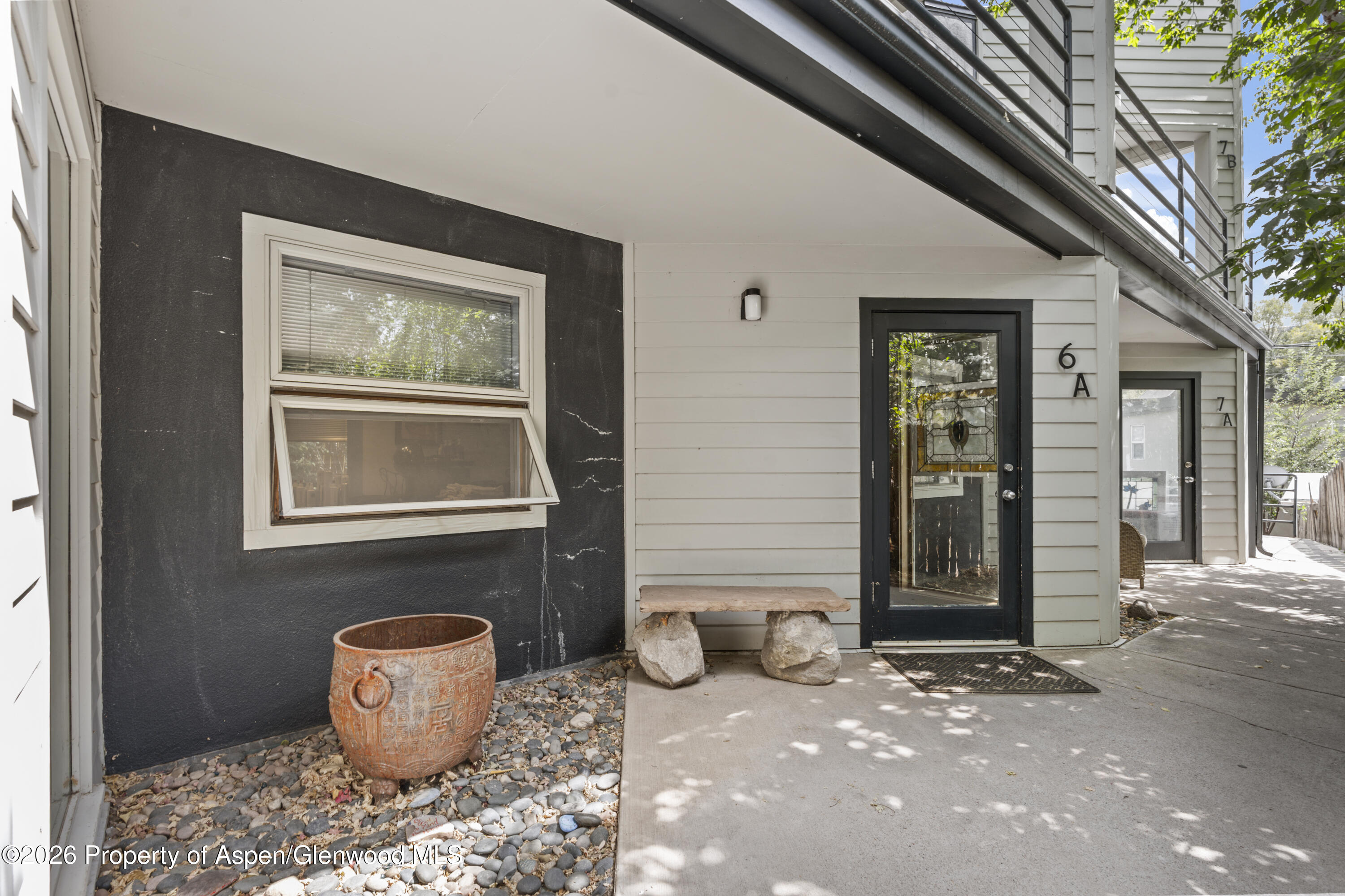 175 Midland Avenue 6 Property Photo 4