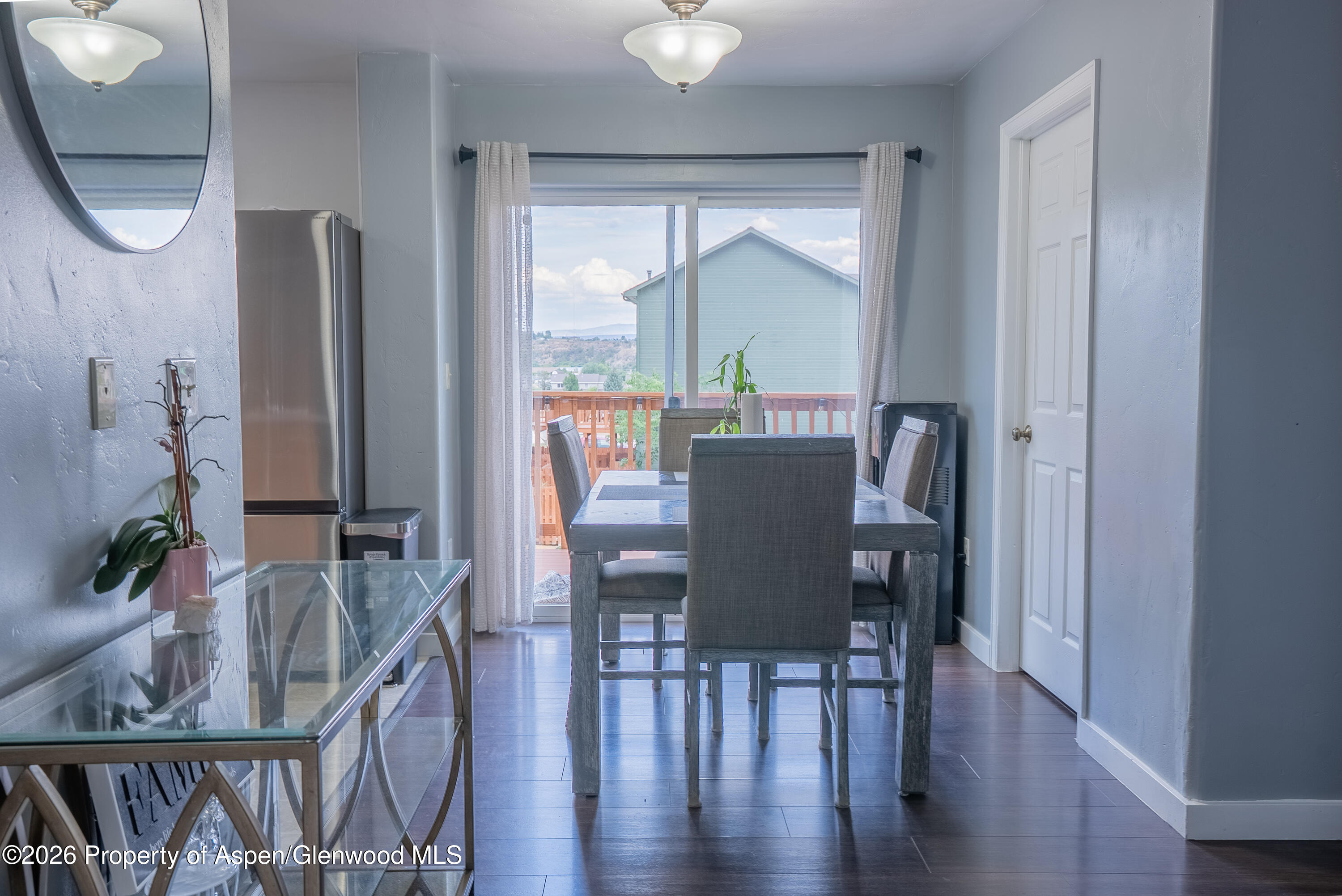 2443 Pine Lane Property Photo 4