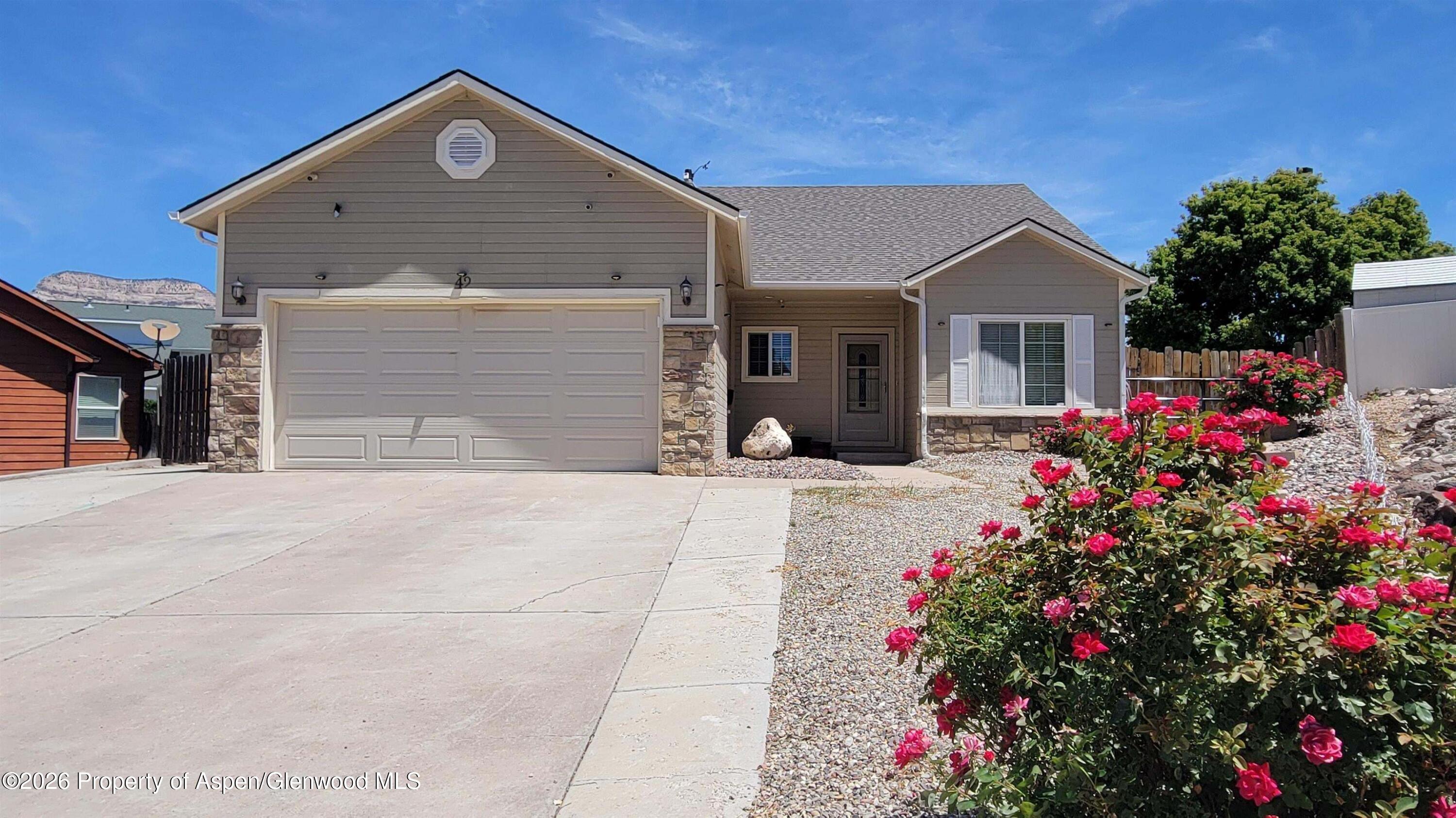 42 Eagle Court Property Photo 1