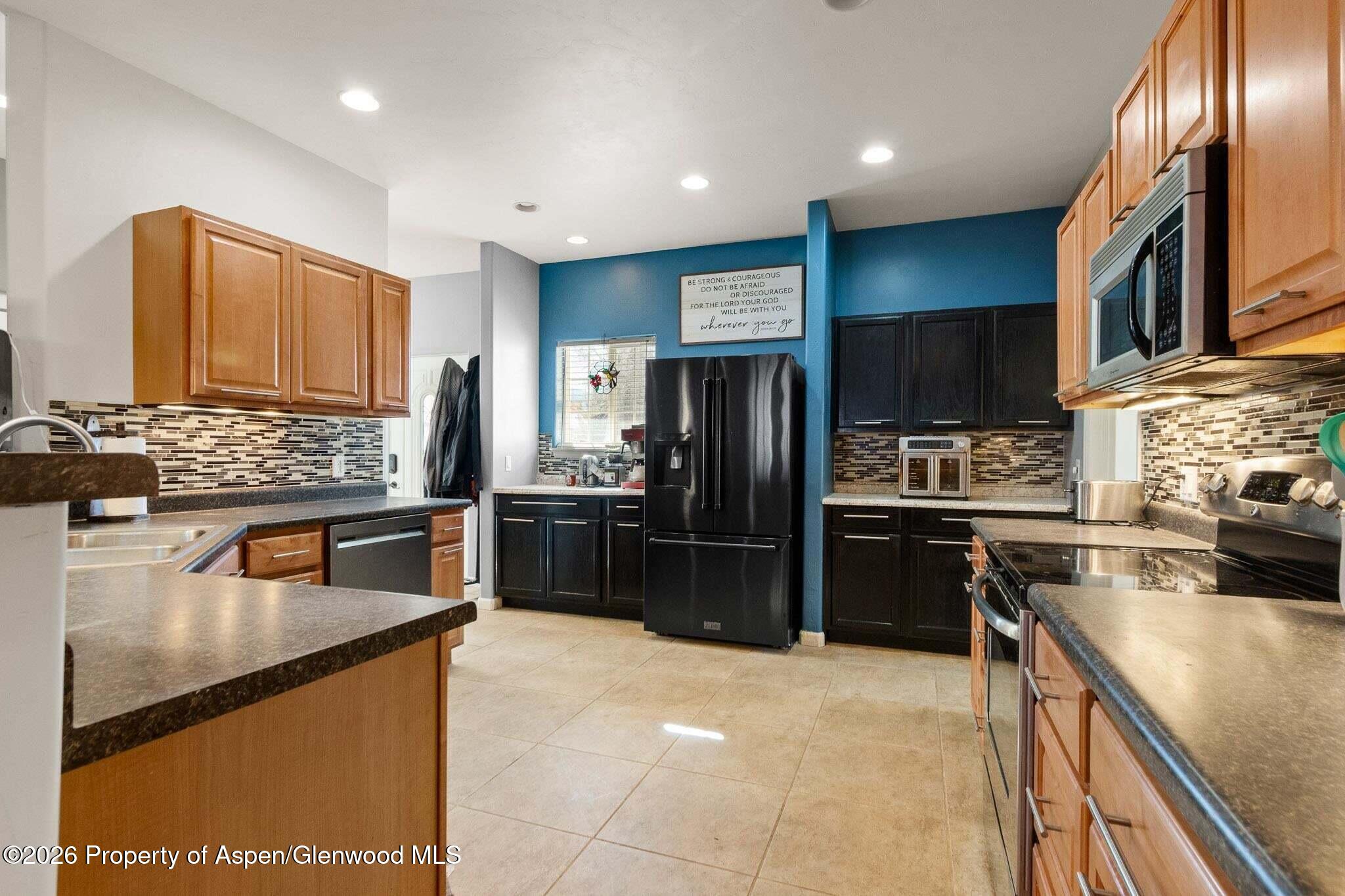42 Eagle Court Property Photo 4