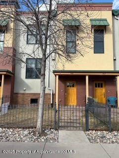 933 Main Street Property Photo 10