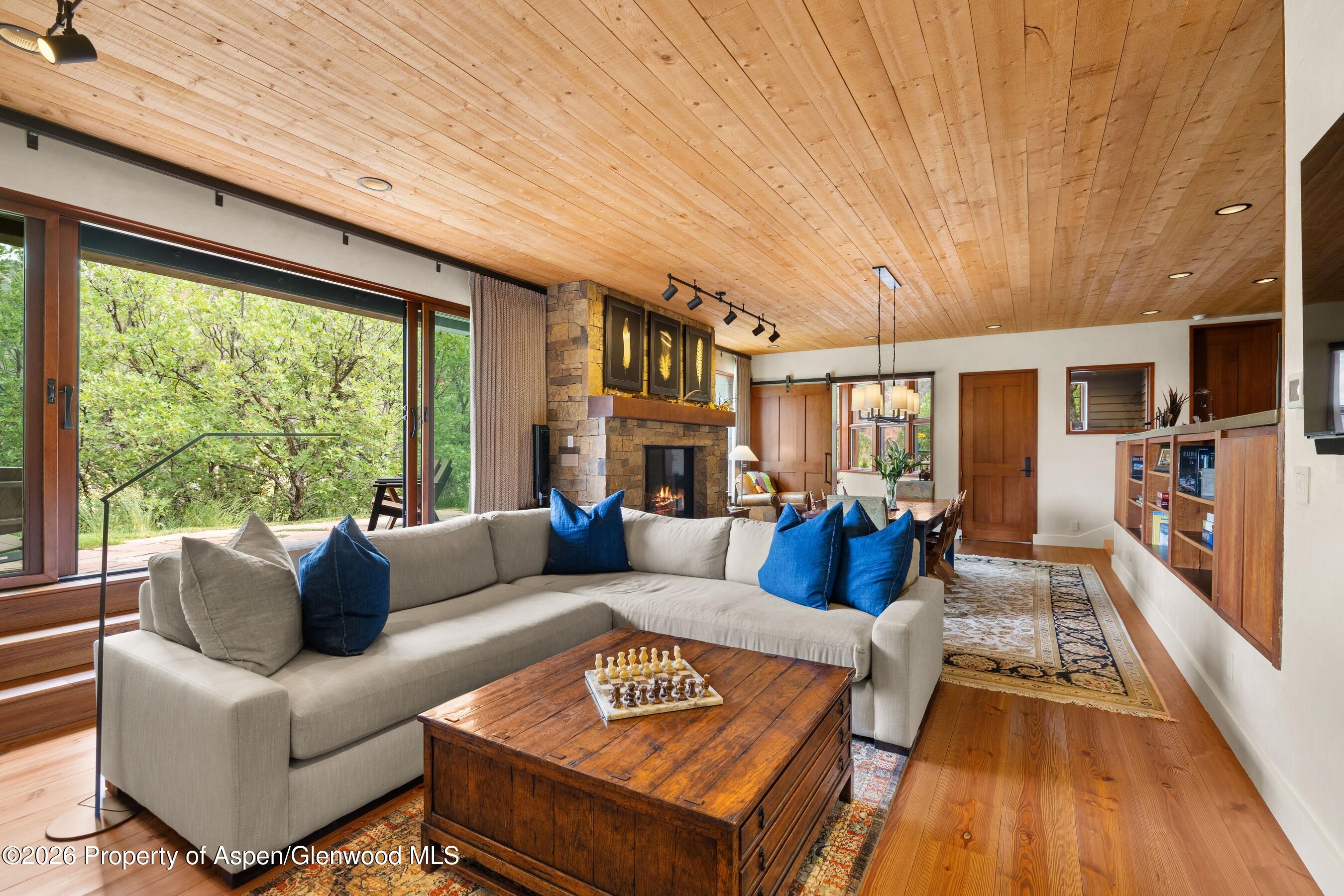 339 Big Hat Road Property Photo 14