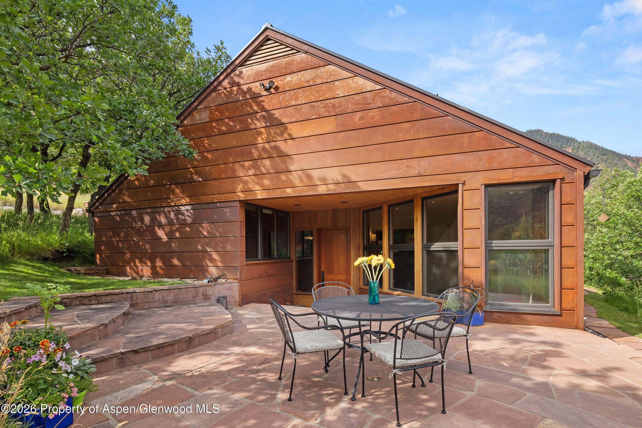 339 Big Hat Road Property Photo 18