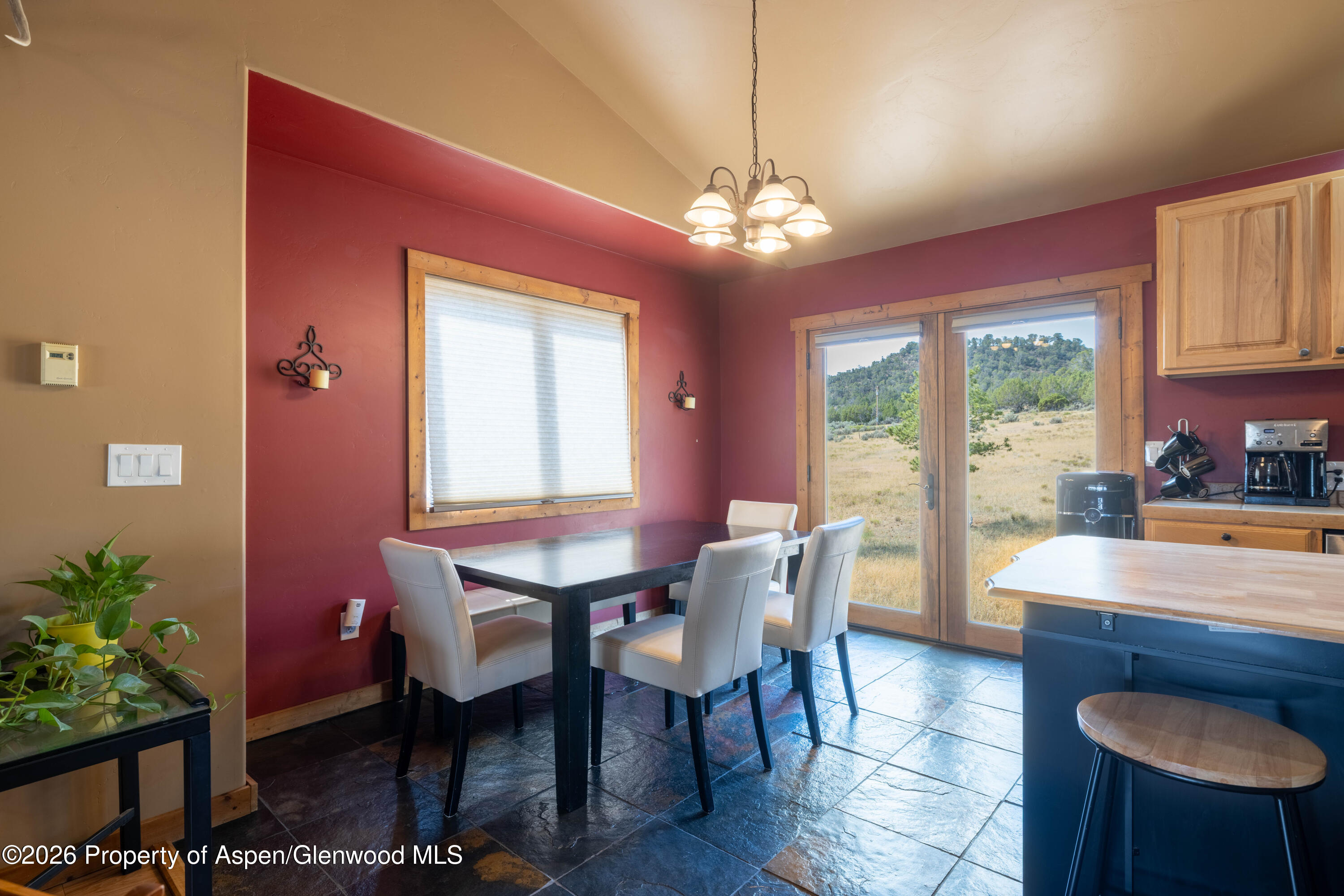 283 S Cedar Springs Ranch Road Property Photo 8