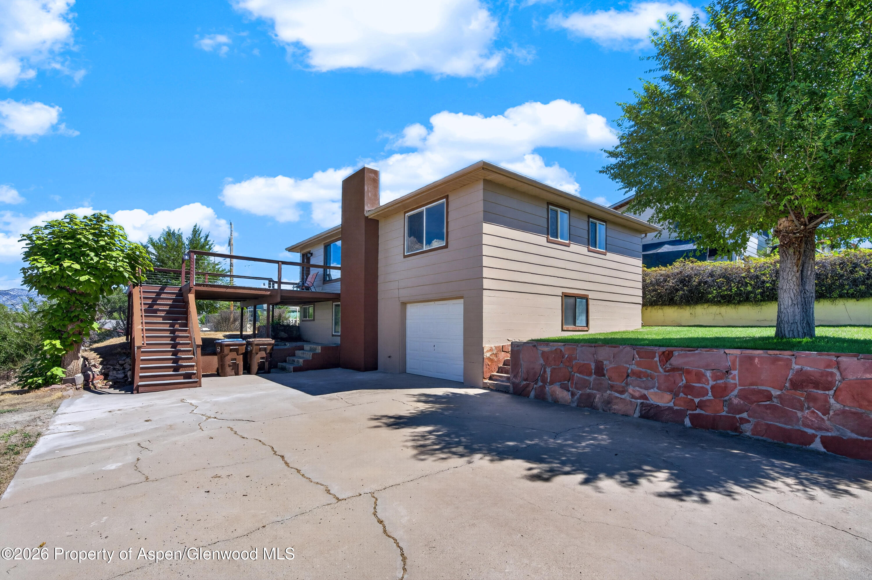 430 E 10th Street