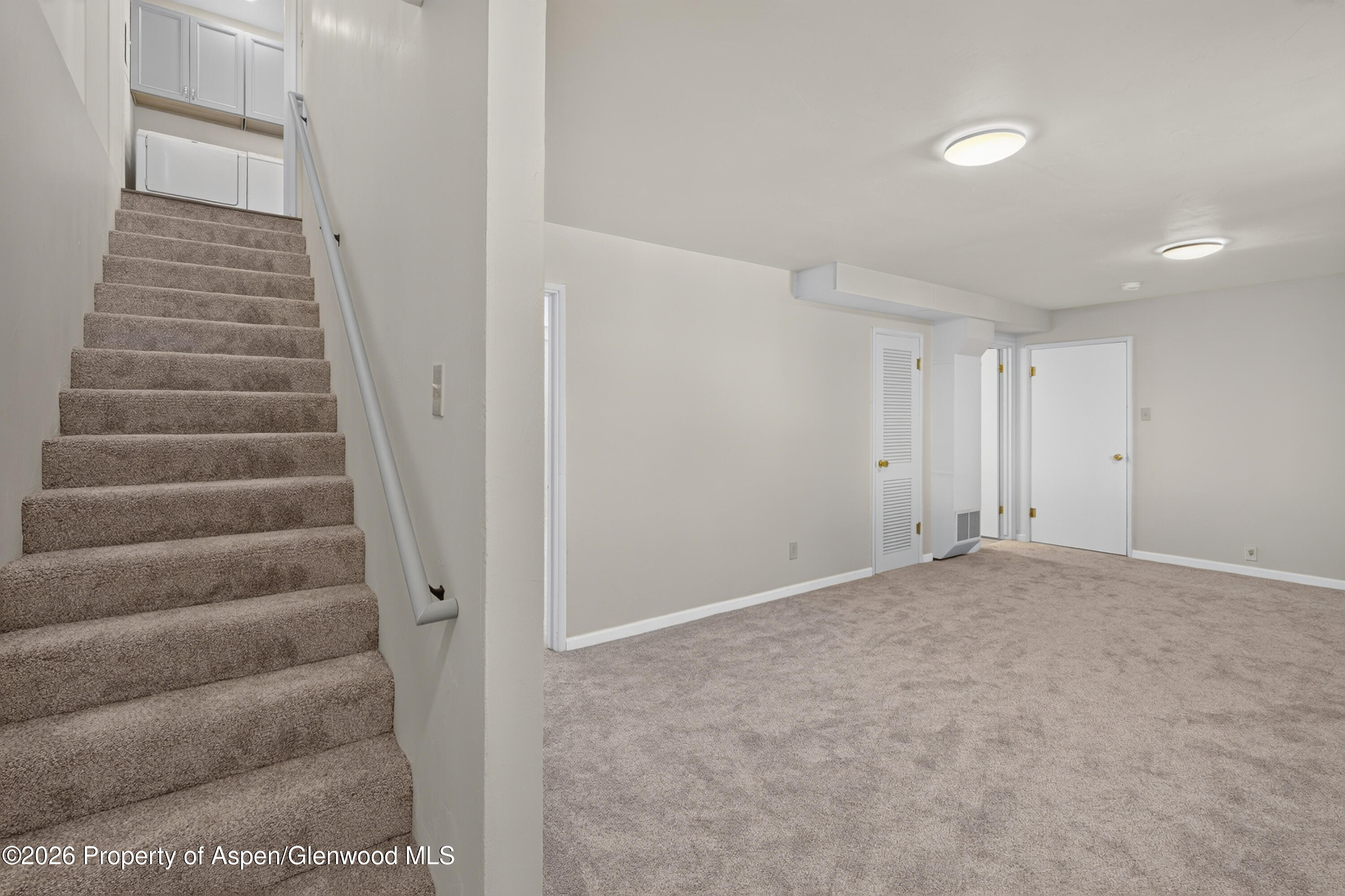 430 E 10th Street Property Photo 20