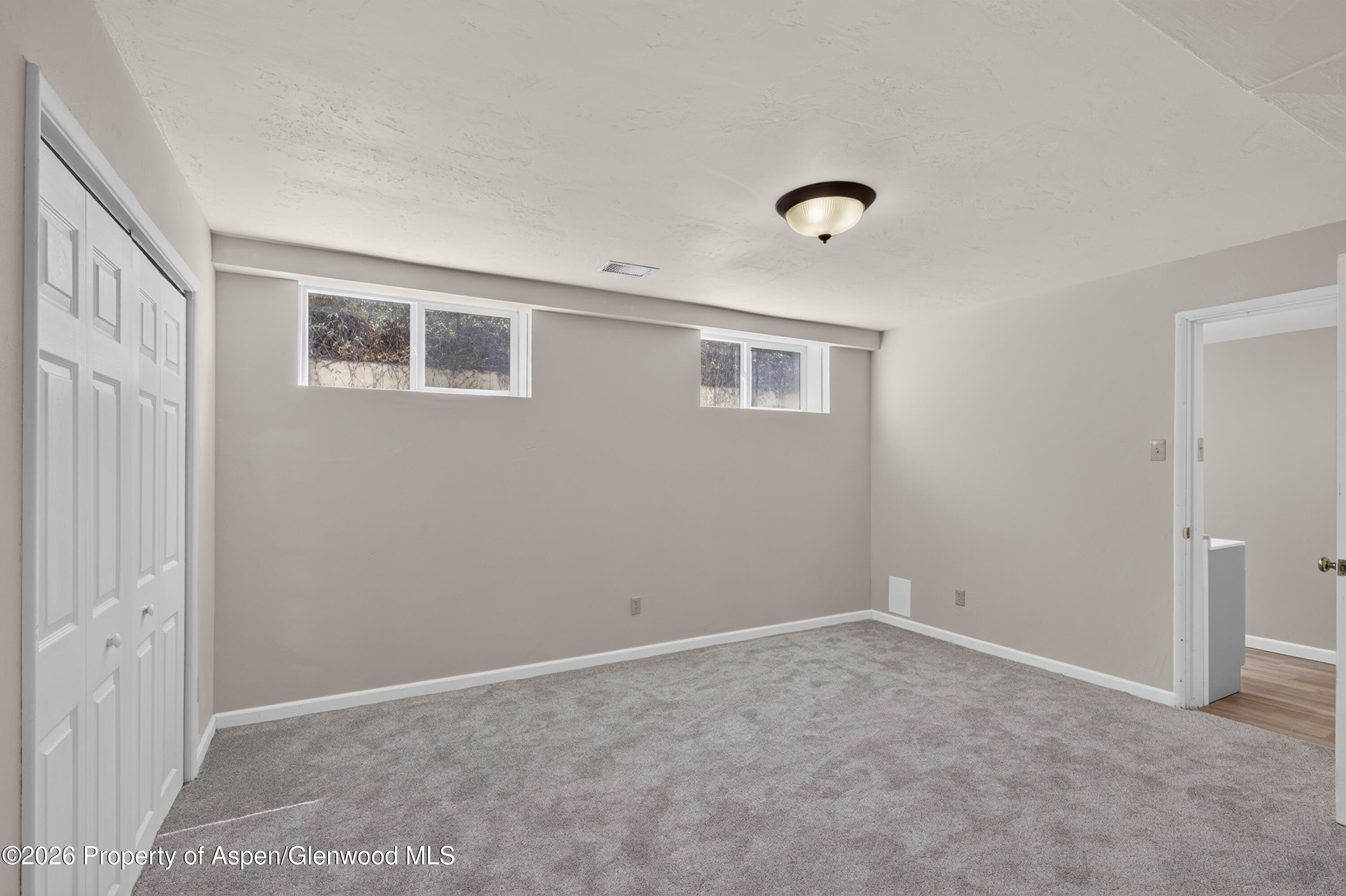 430 E 10th Street Property Photo 23