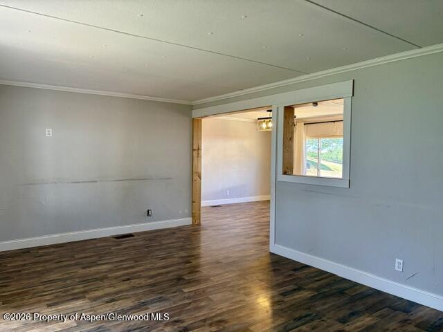 825 E 7th Street 27 Property Photo 8