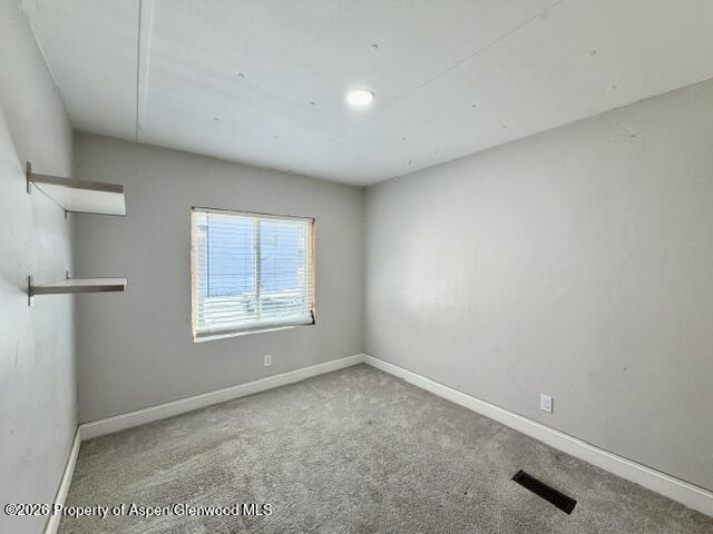 825 E 7th Street 27 Property Photo 17