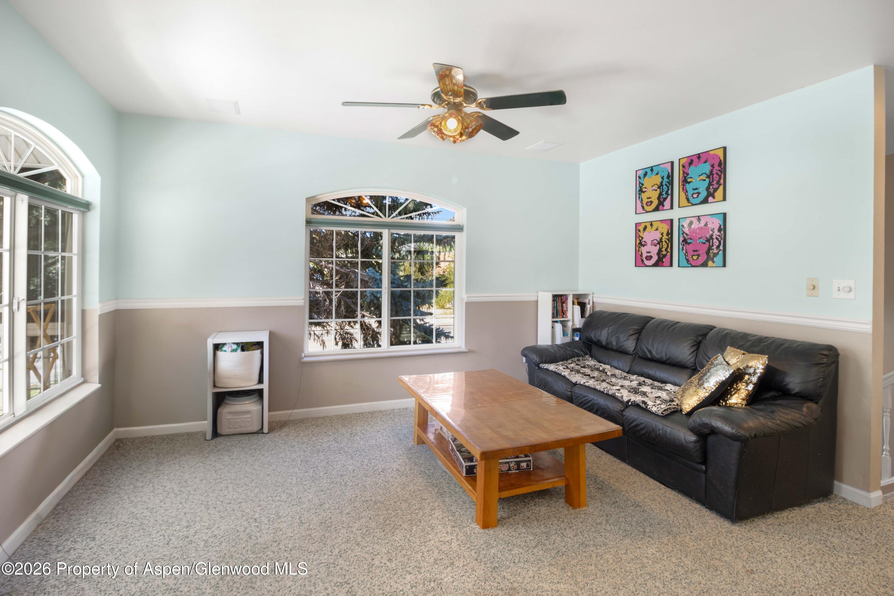 230 N 7th Street Property Photo 7