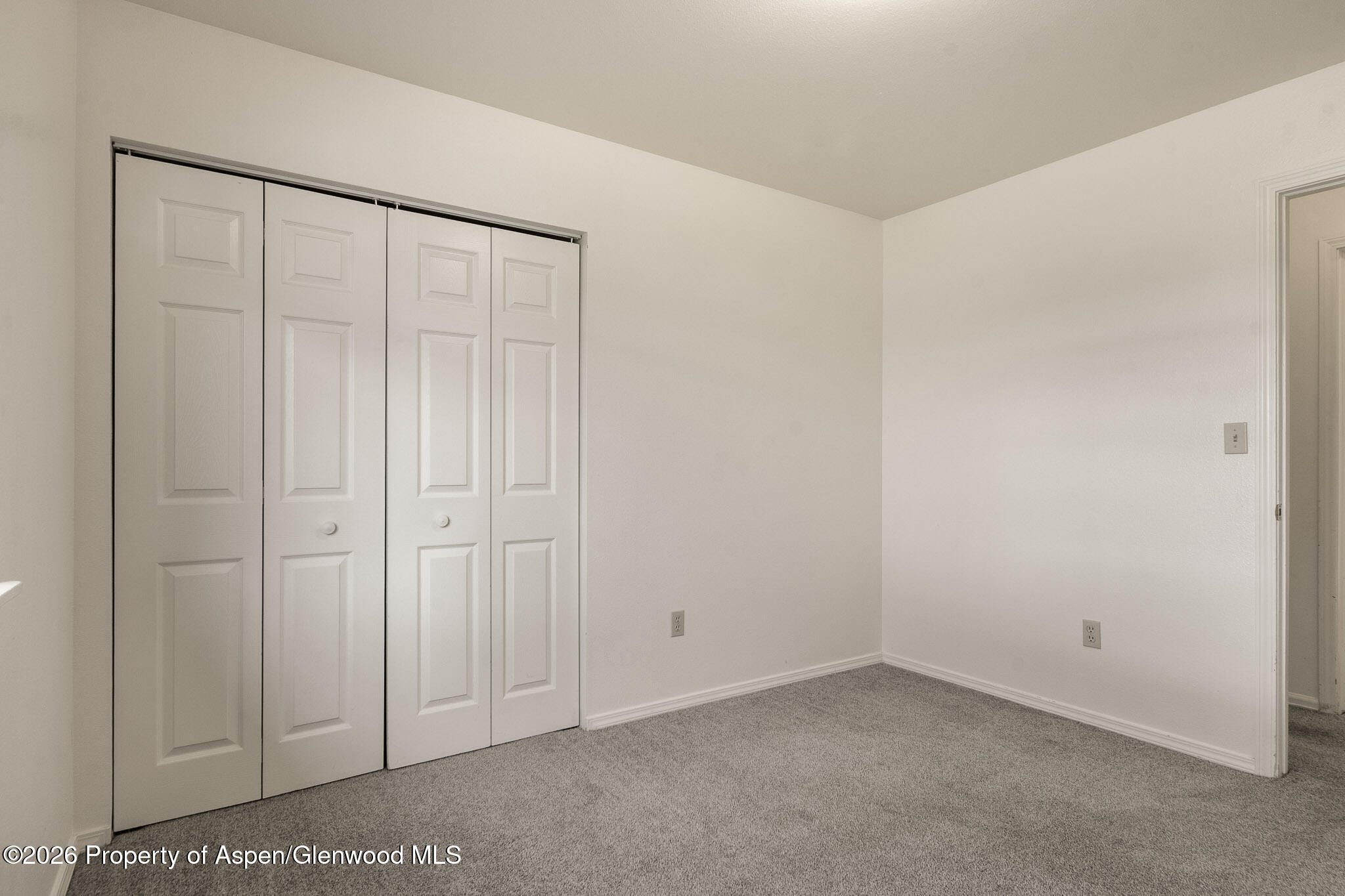 515 Elm Court Property Photo 12