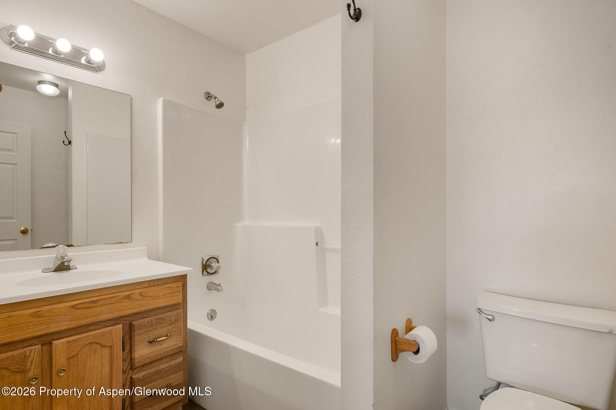 515 Elm Court Property Photo 14