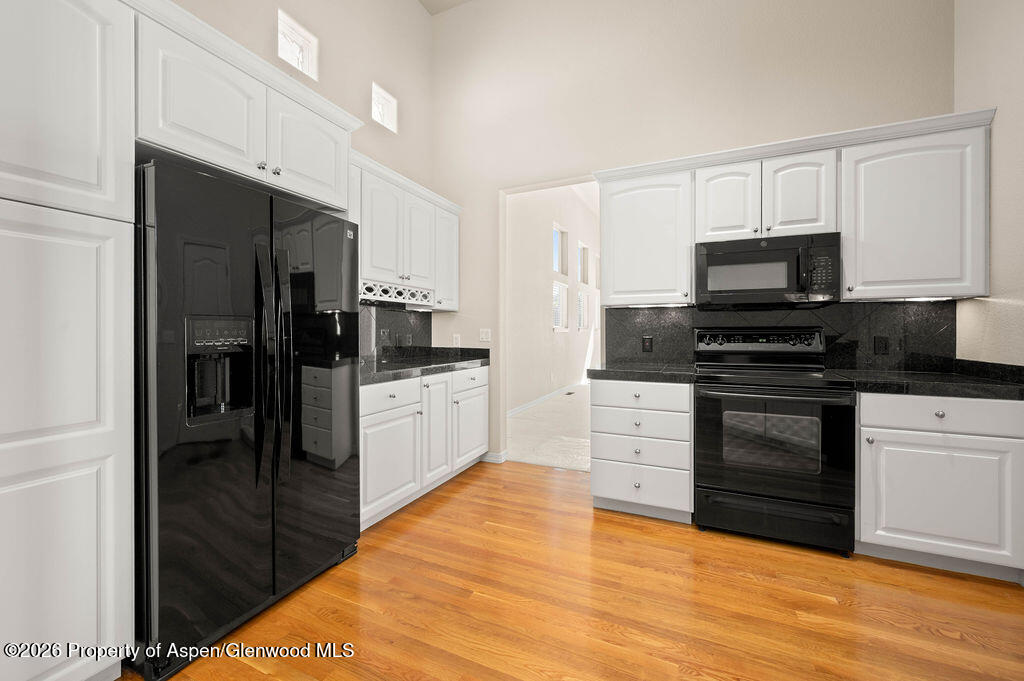 4340 N Club Court D Property Photo 23