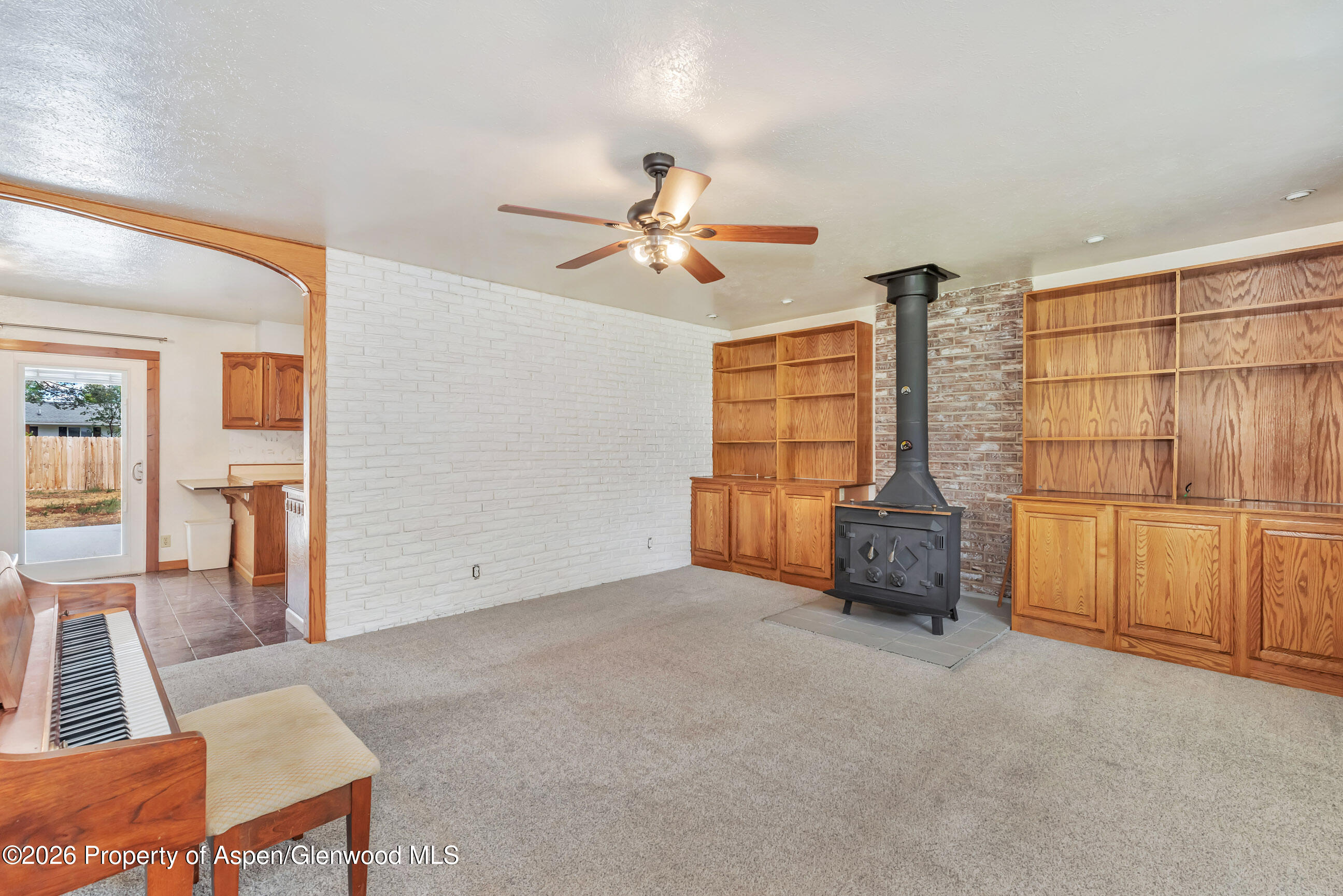 577 Steele Street Property Photo 2