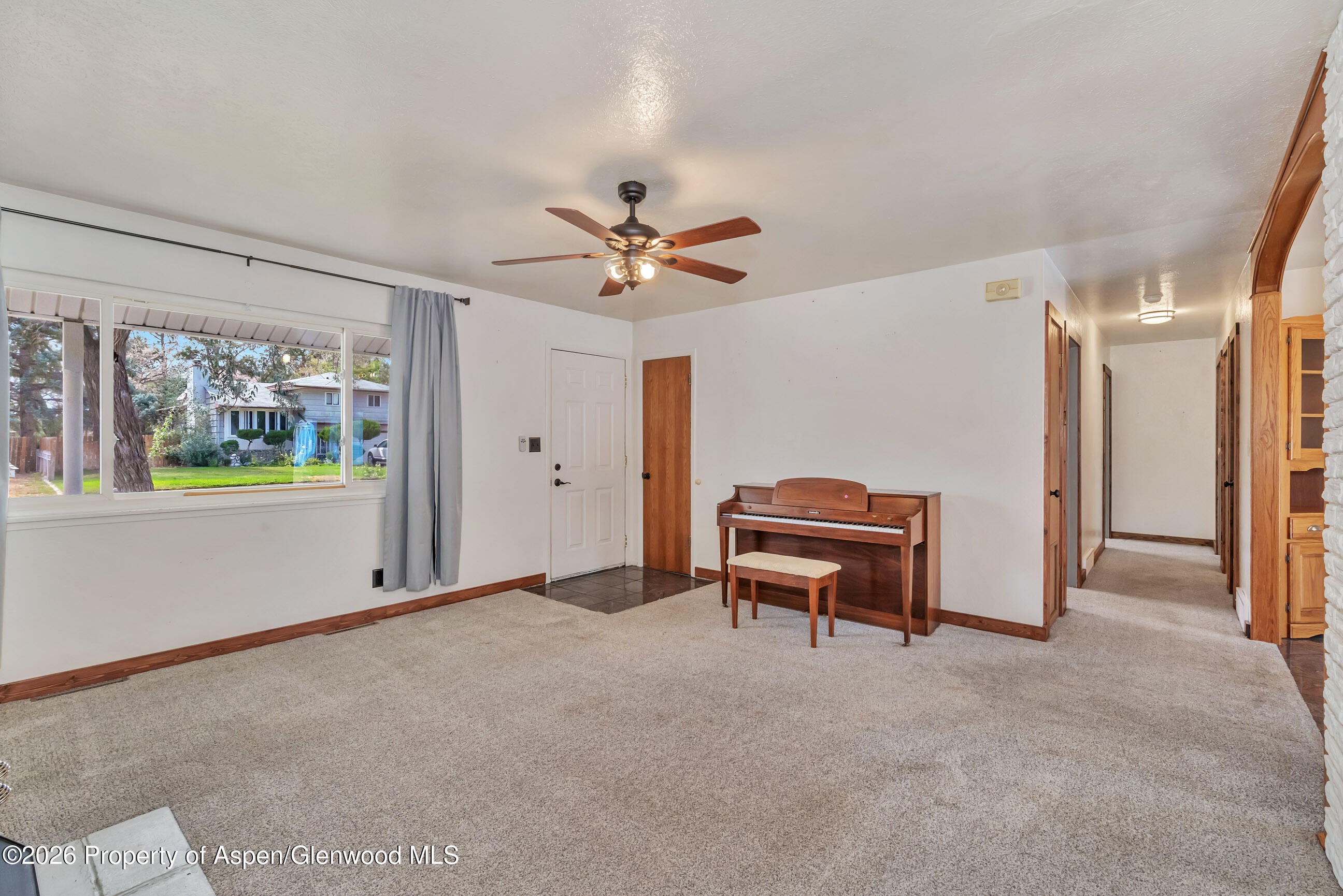 577 Steele Street Property Photo 5