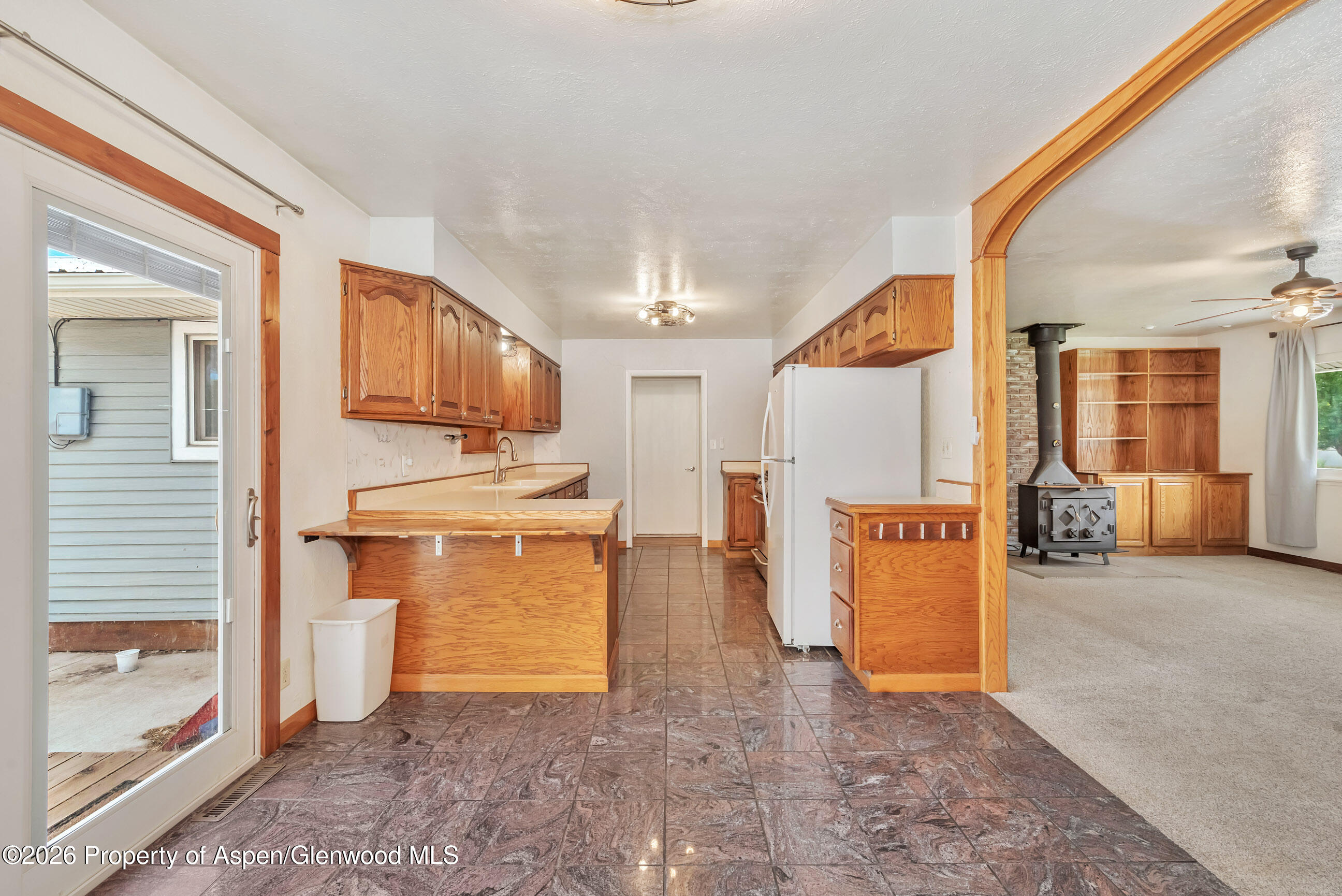 577 Steele Street Property Photo 9