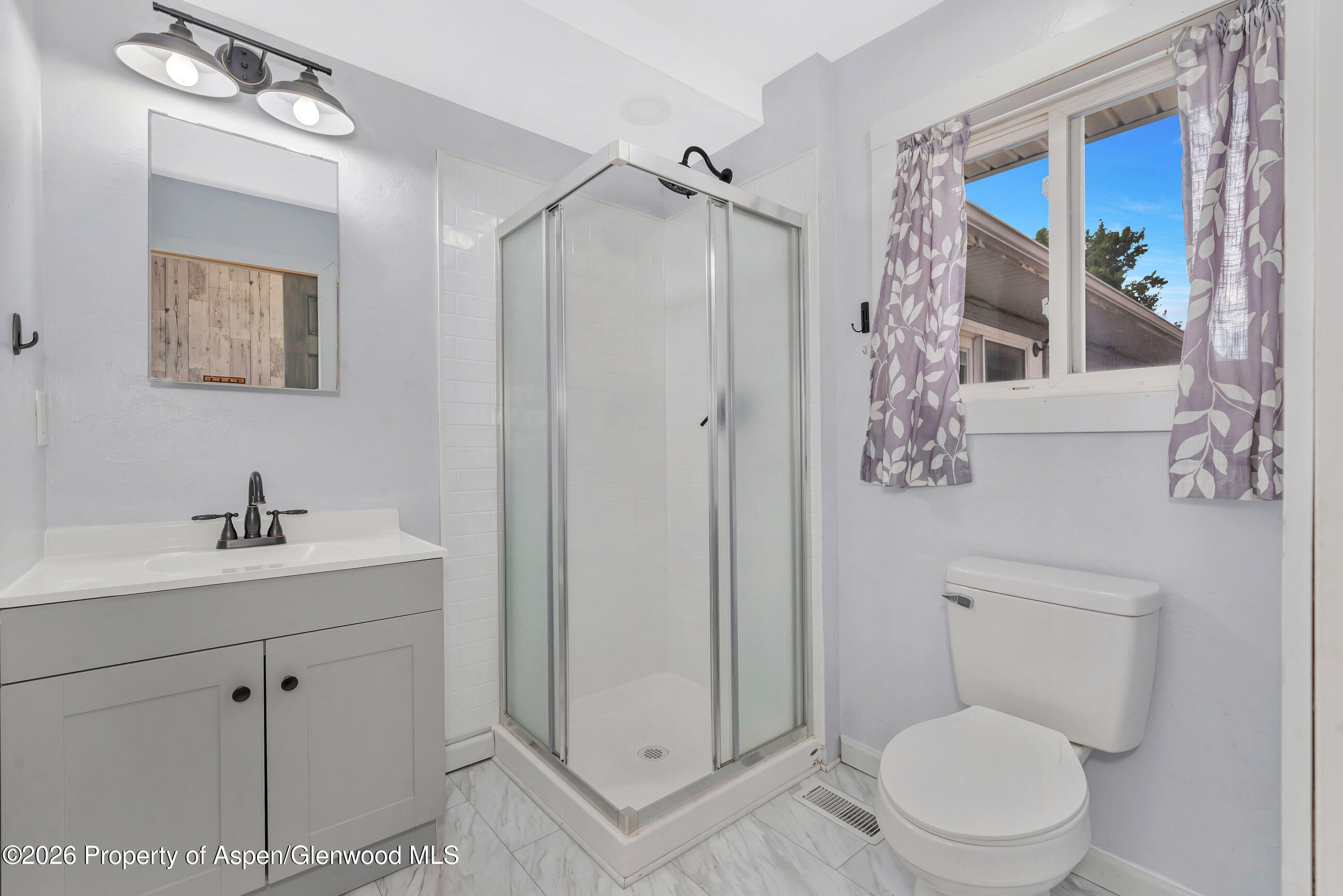 577 Steele Street Property Photo 20